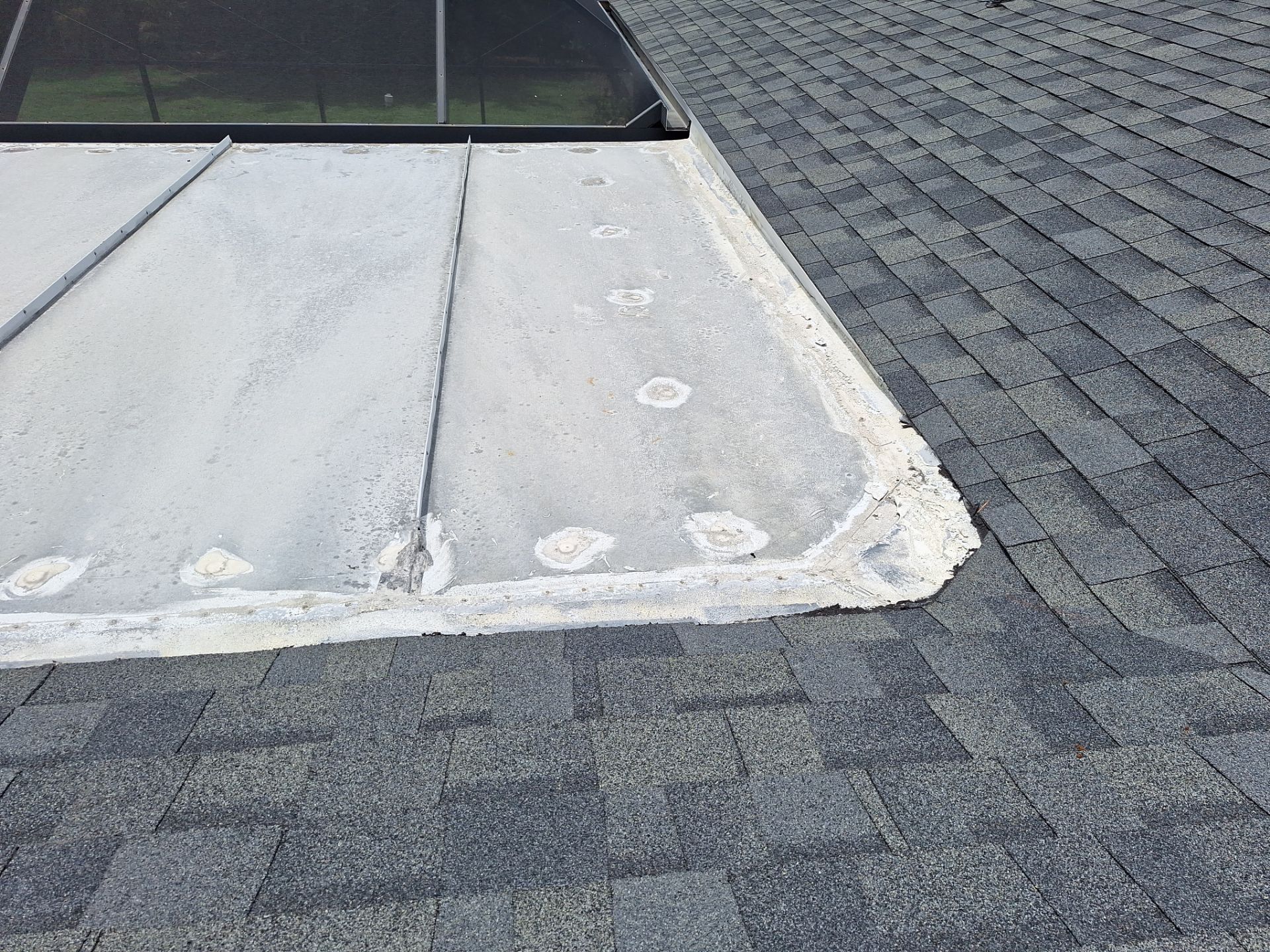 Project in St. Petersburg 33712 by Mitchell Roofing Company LLC 