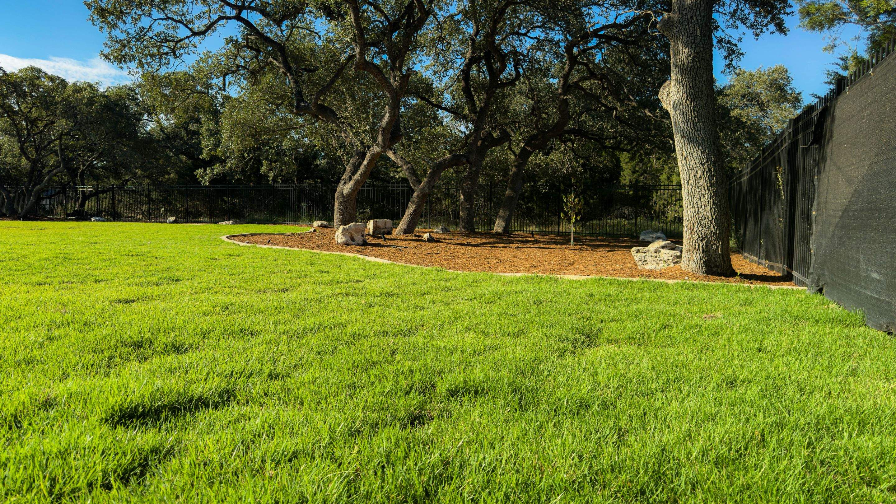 Garden Ridge - I by Singer Services