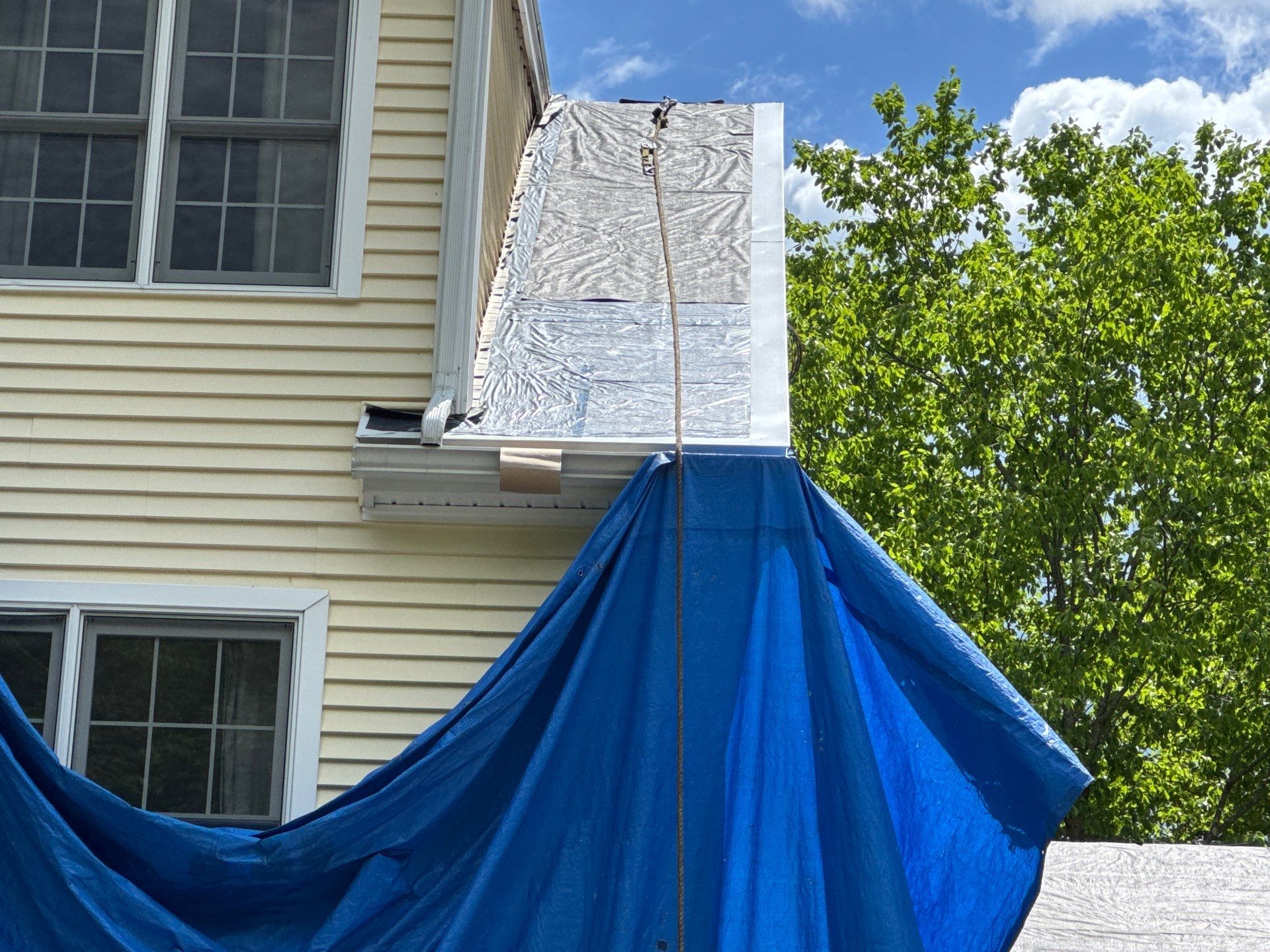 Complete Asphalt Shingle Roof Replacement for Brentwood NH Residence by Compass exteriors
