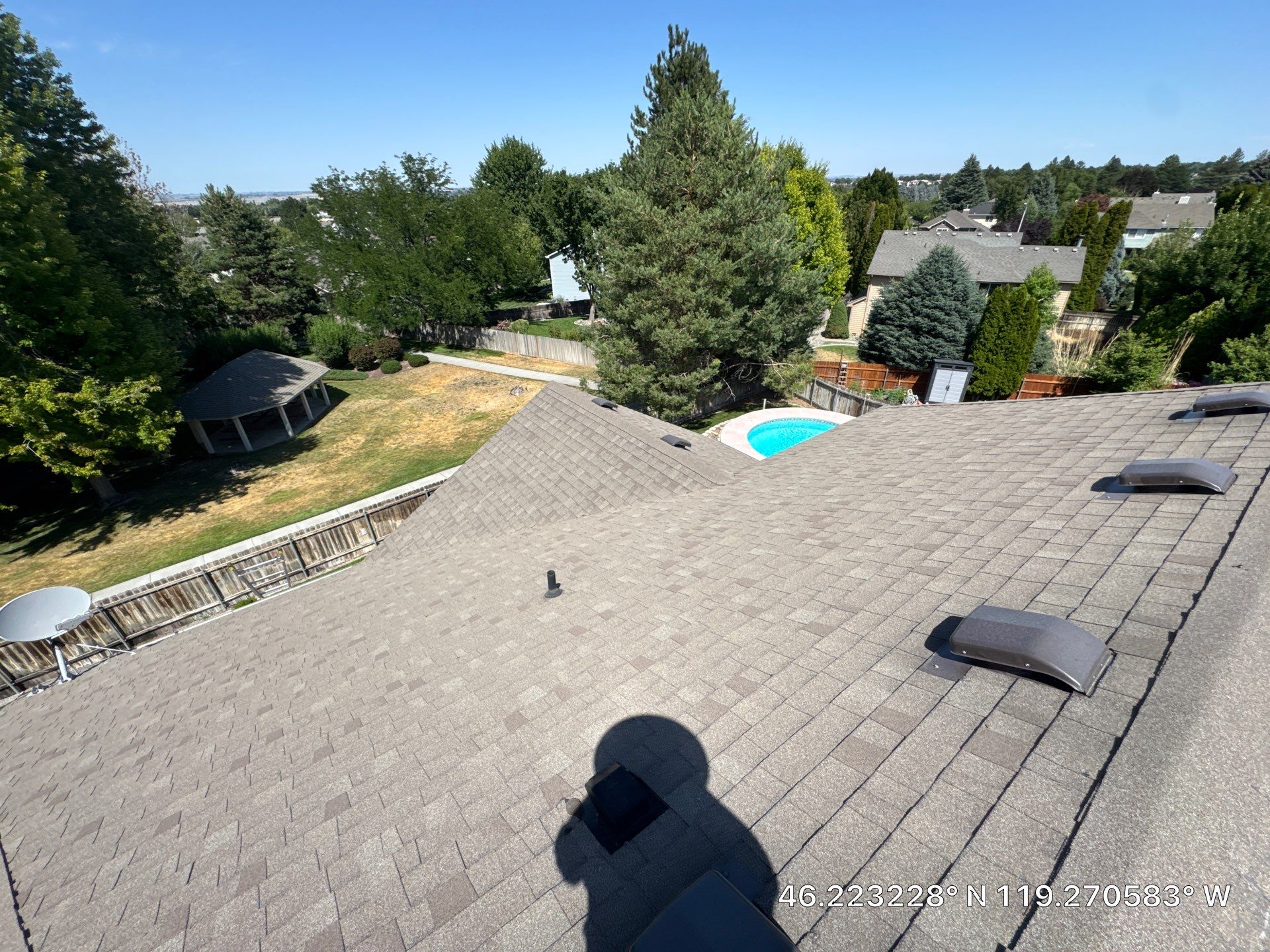 Complete Residential Asphalt Shingle Roof Replacement in Richland, WA by Alpine Roofing