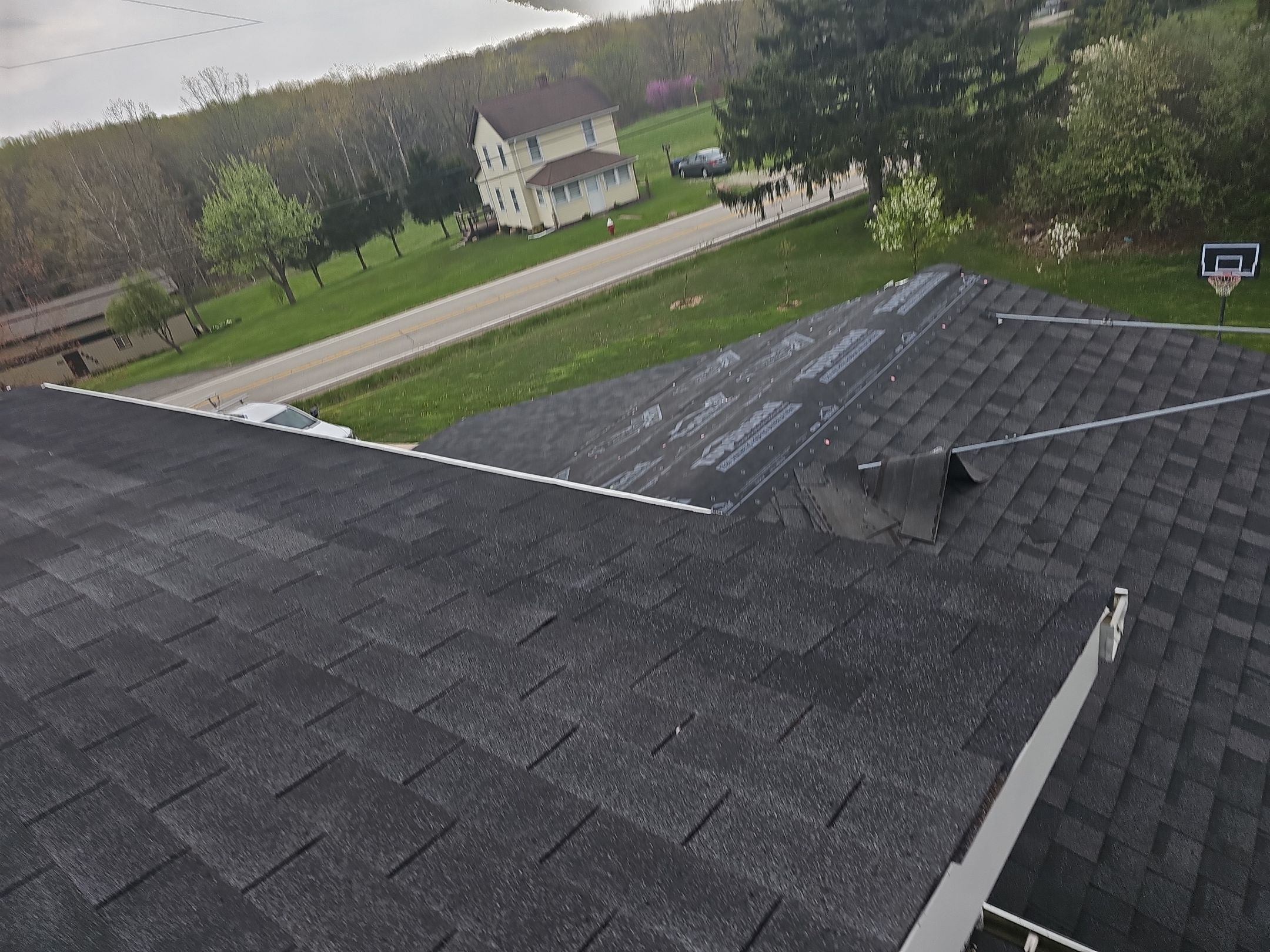 ATLAS PINNACLE COLOR: BLACK SHADOW by Eagle Eye Roofing