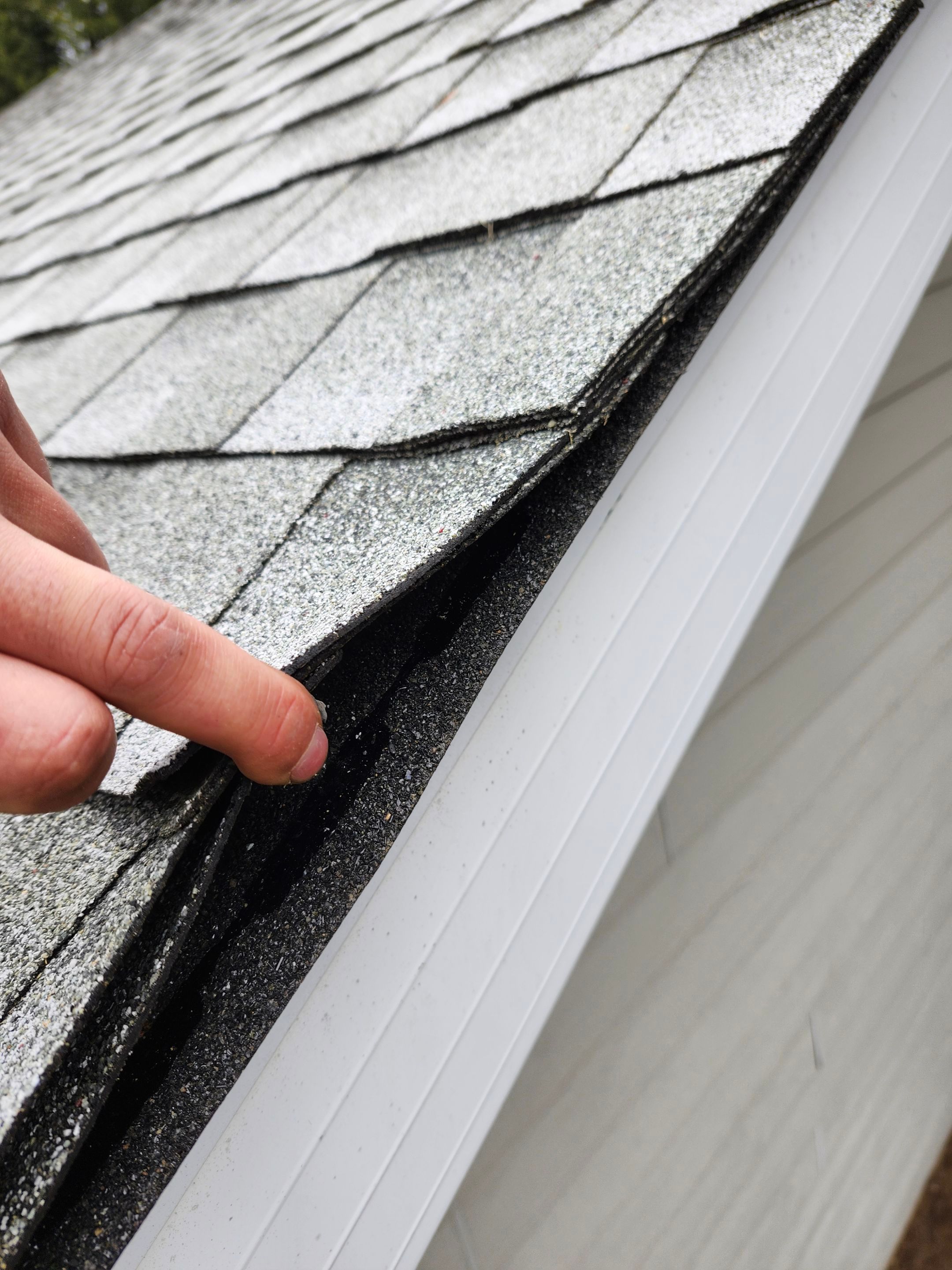 Residential Re-Roof using HDZ Birchwood by Top Notch Roofing Inc