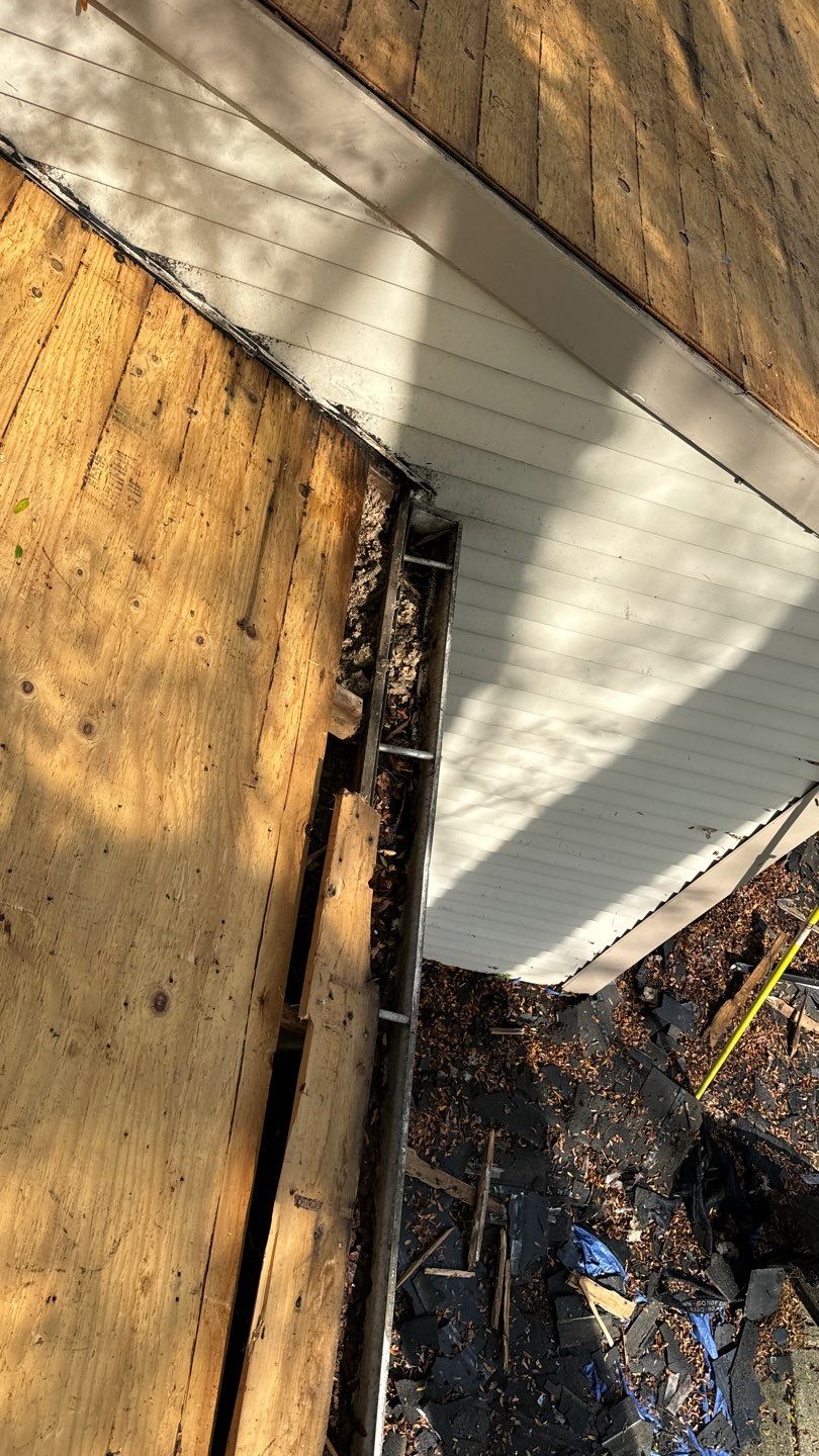 Roof Replacement using CertainTeed Landmark Pro by 180 Contractors