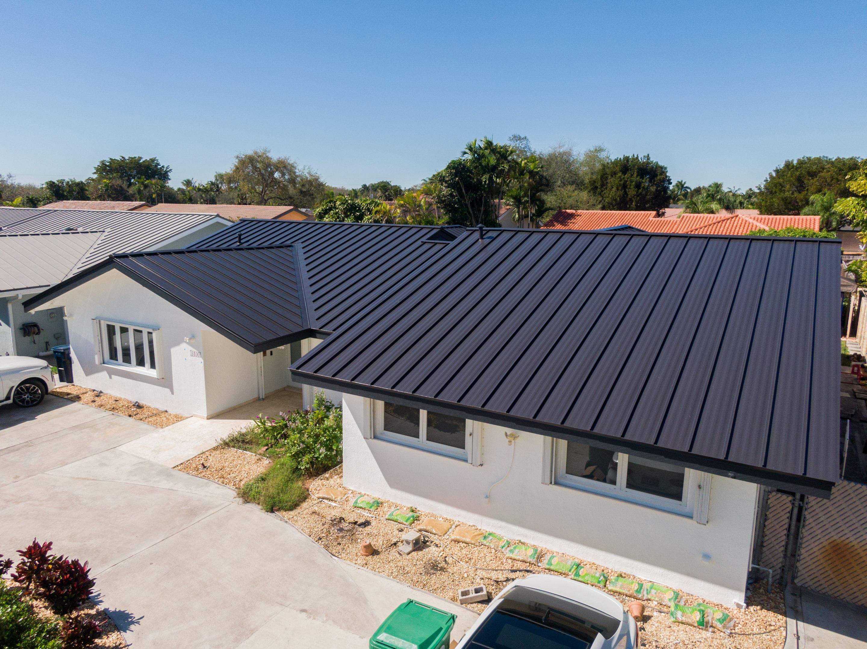 Metal Roof - Galvalume - Matte Black by Istueta Roofing