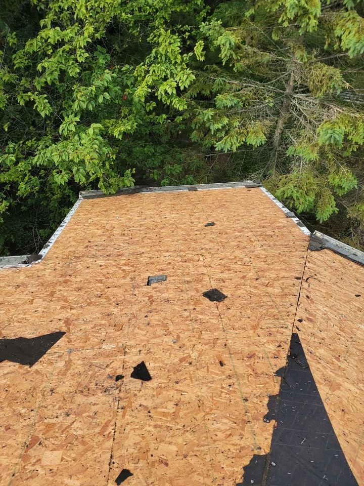 Roof Installation with GAF HDZ Timberline Shingles and Skylight Replacement in Cleveland, WI by Gellings Roofing & Siding