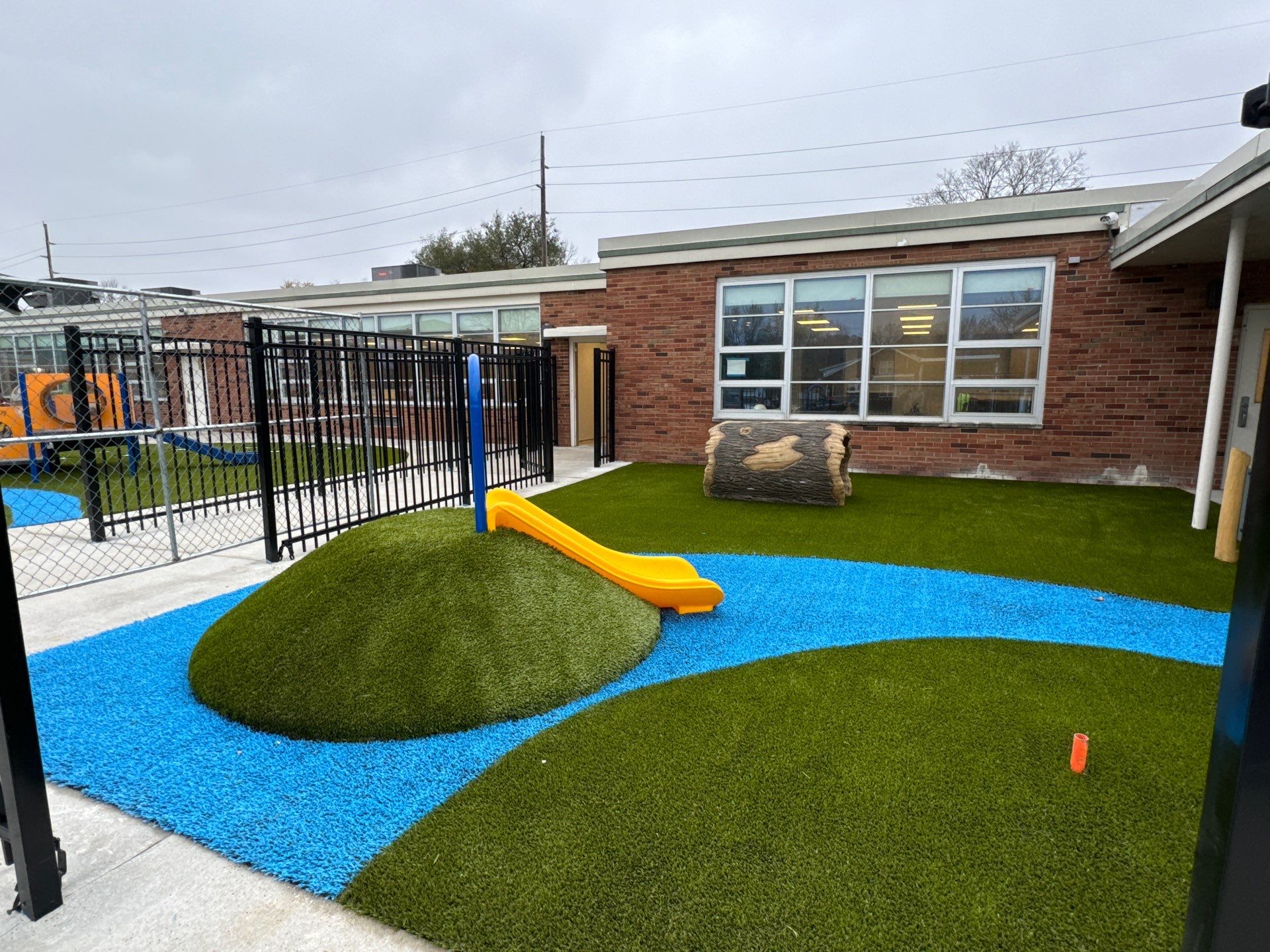 Richard L. Johnson Early Learning Center by ForeverLawn NEIN/INDY