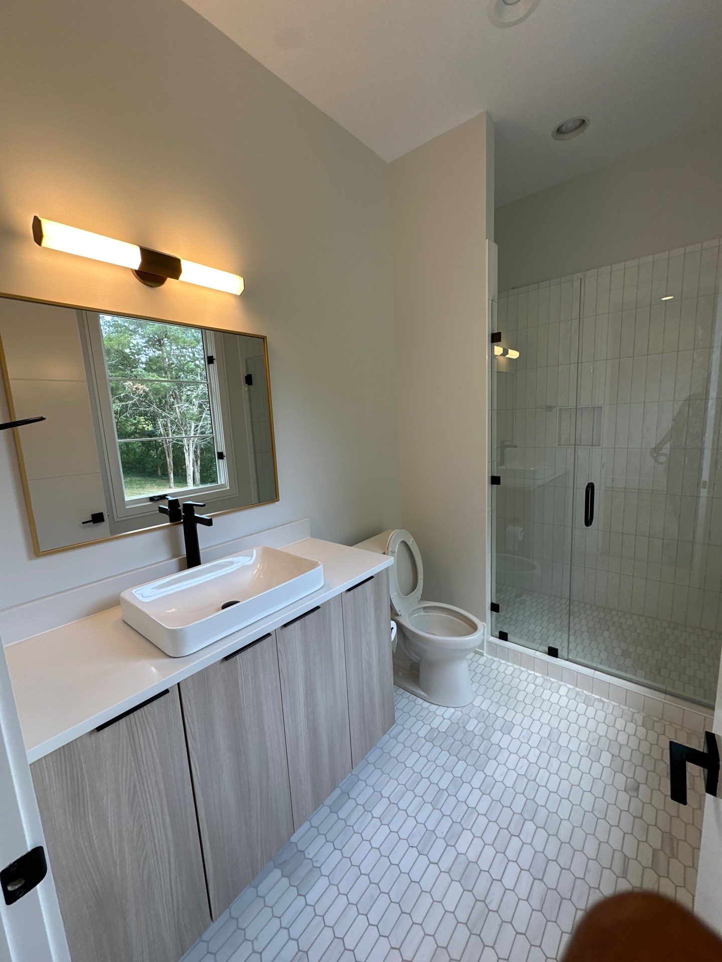 Interior Paint and Flooring in Nashville by Music City Improvements
