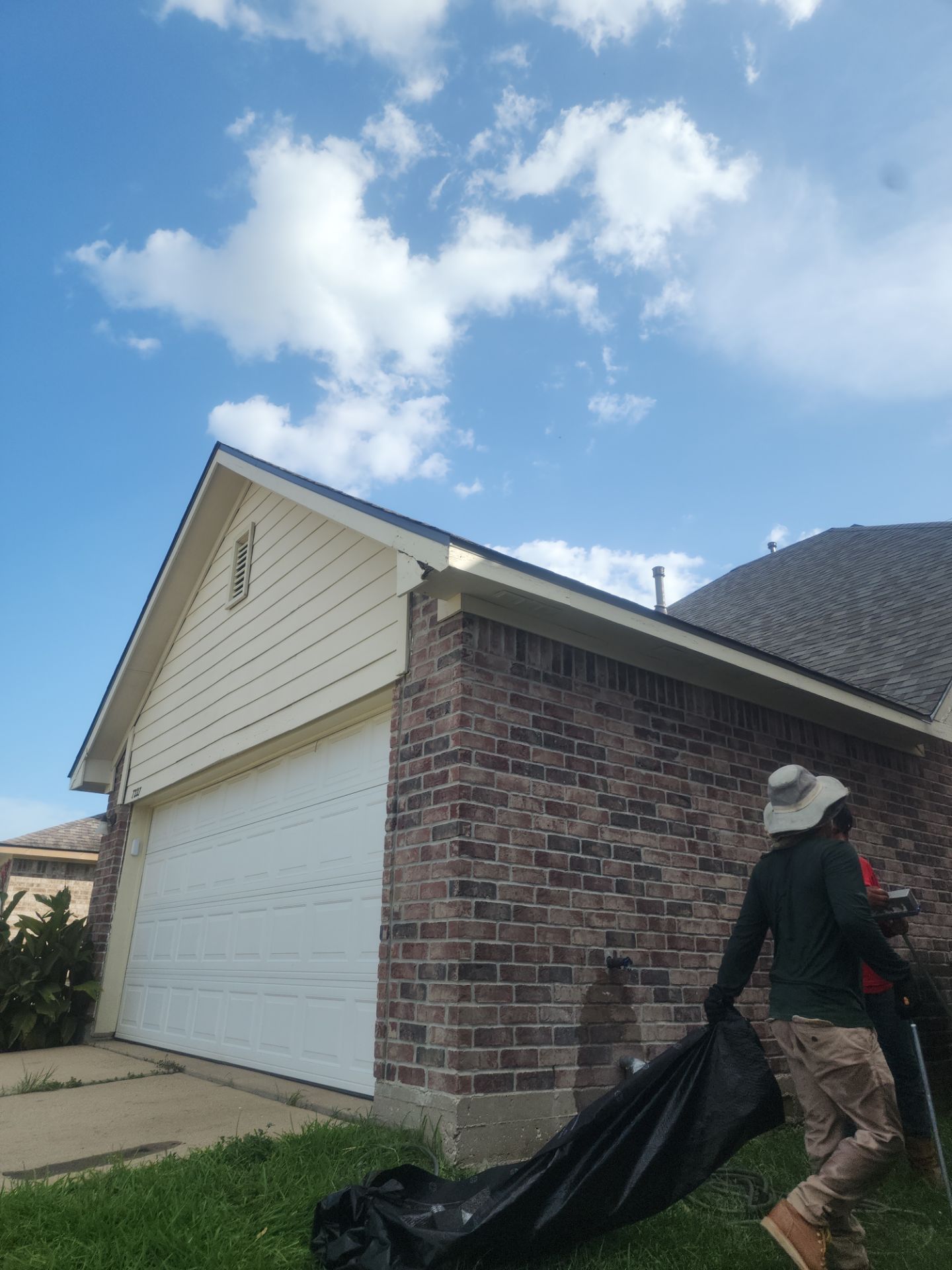 Residential Roofing Installation using Owen's Corning Duration (Lifetime) Shingles by Roof Repair Company