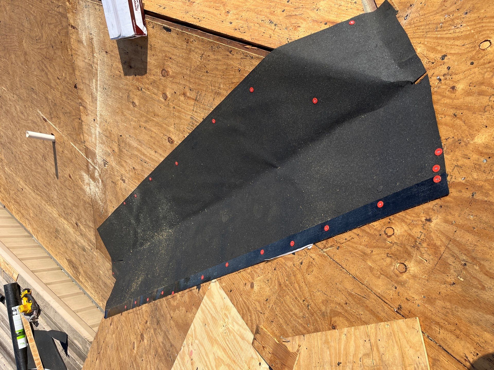 Residential Roofing Installation using Owen's Corning Duration (Lifetime) Shingles by Roof Repair Company