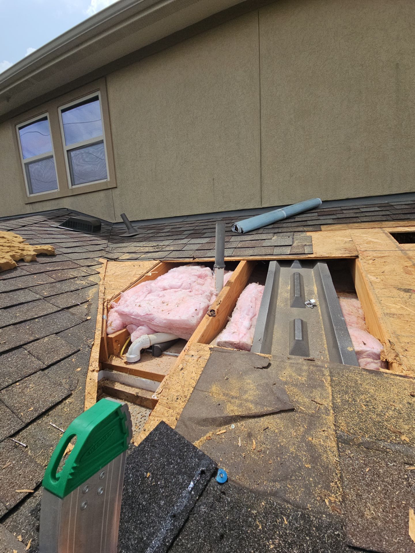 Residential Roofing Repair using Owen's Corning Duration (Lifetime) Shingles by Roof Repair Company