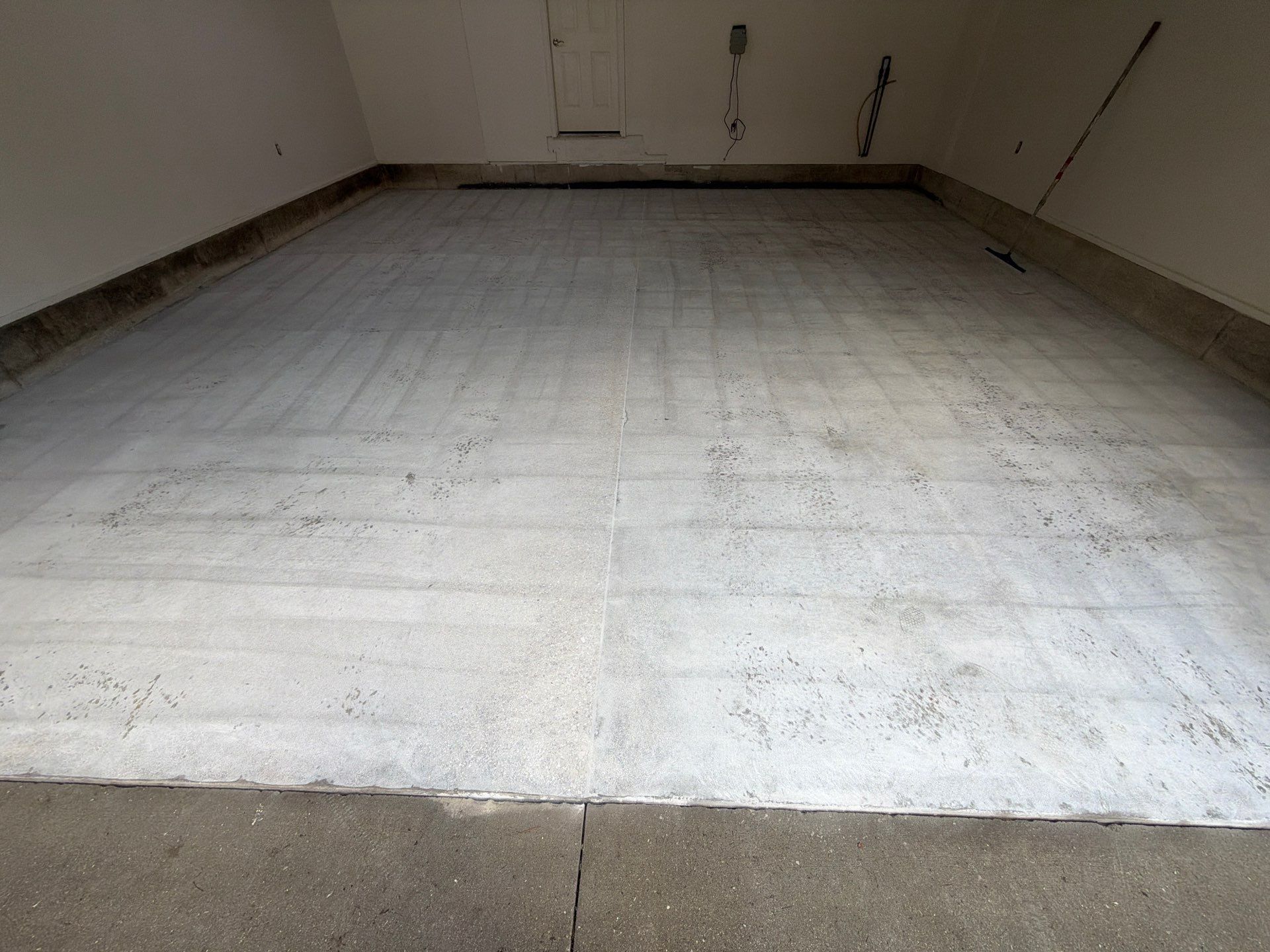 Custom Epoxy Flake Garage Floor Installation in Montague by Gordon Painting