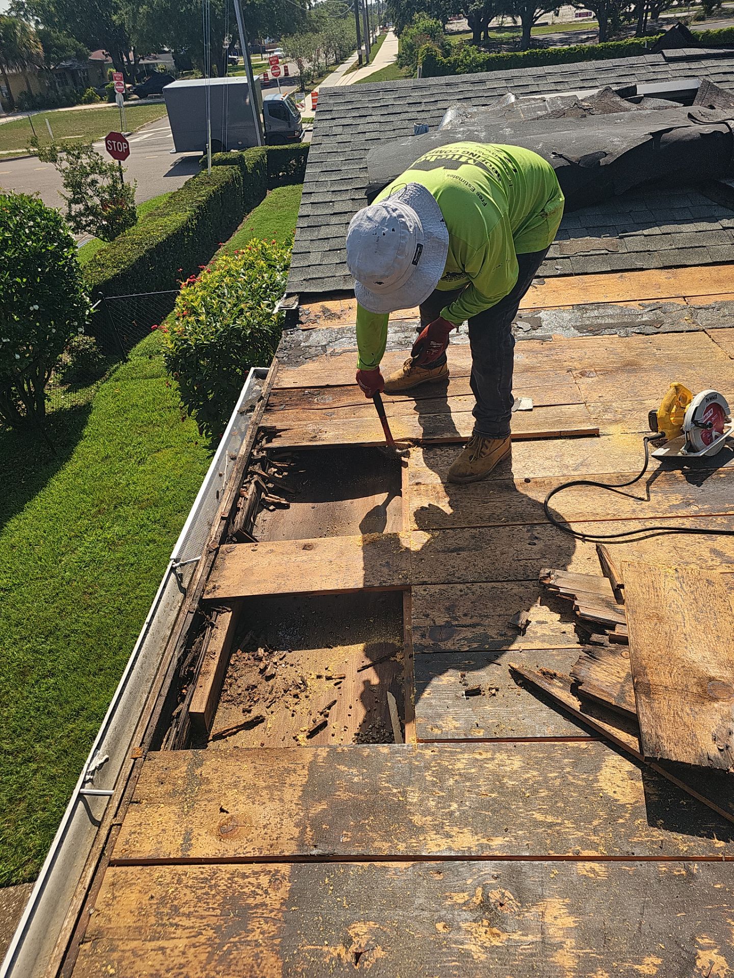 Project in St. Petersburg 33711 by Mitchell Roofing Company LLC 