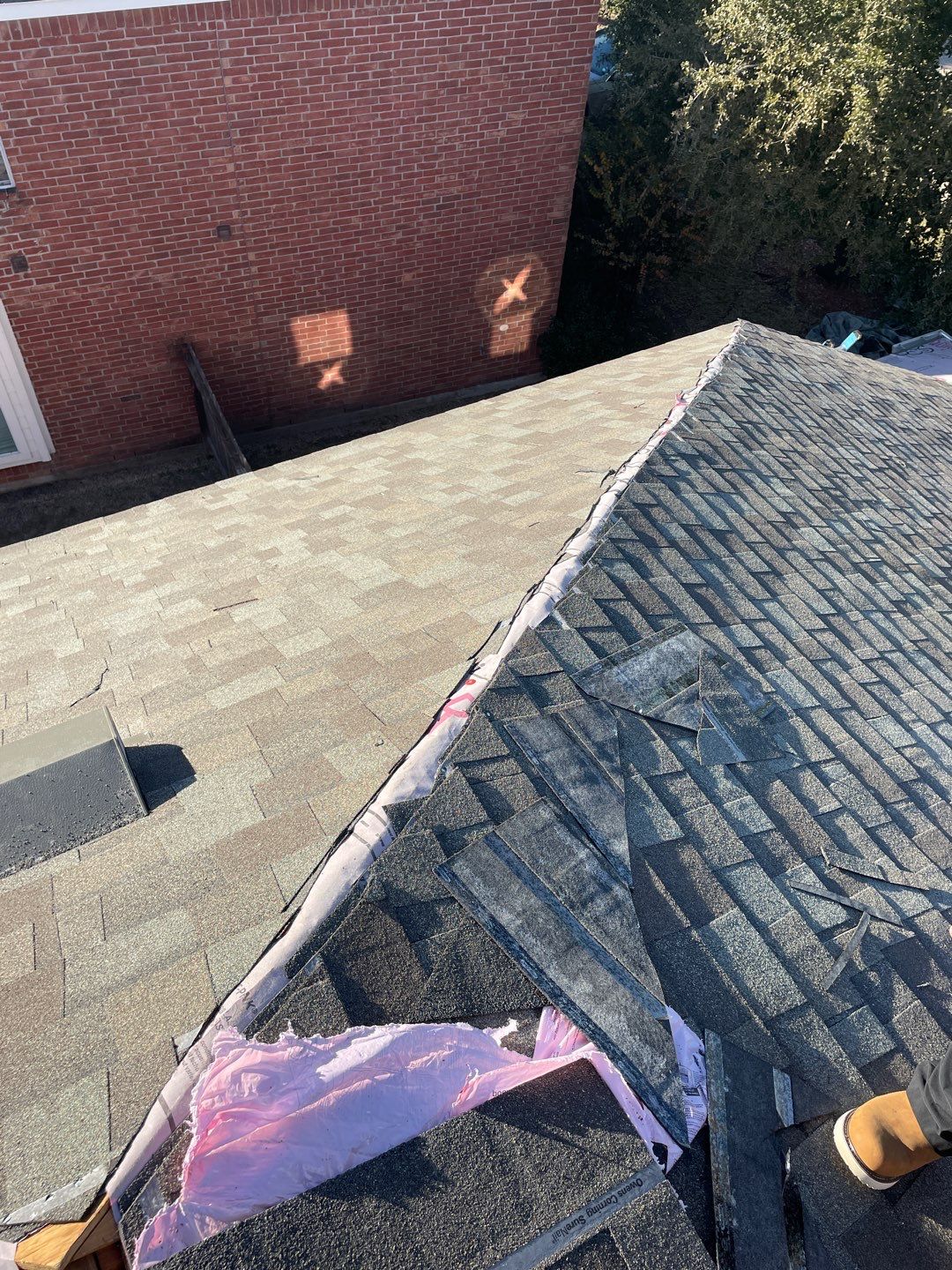 Residential Roofing Installation using Owen's Corning Duration (Lifetime) Shingles by Roof Repair Company