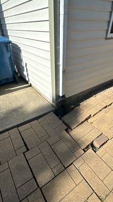 Turtle Shell gutter protection installation in Aurora, IL 60506, photograph 6