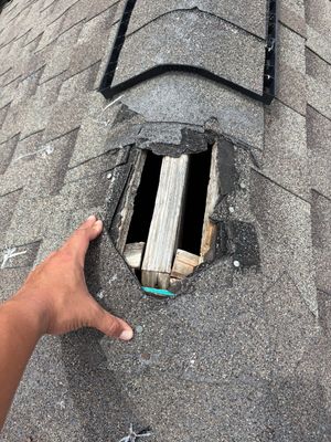 Emergency Roof Leak Repair | Austin, TX