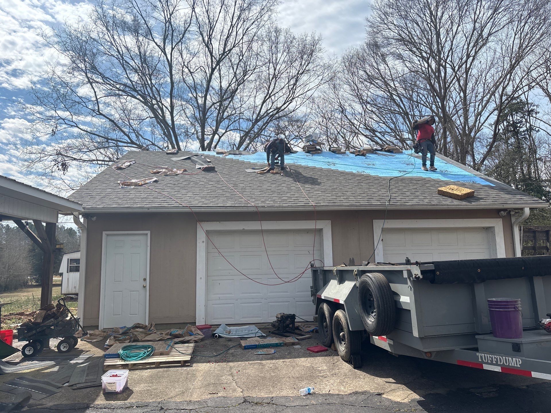 Landmark Asphalt Shingle Roof Replacement and Decking Repair in Belton by Roofers LLC