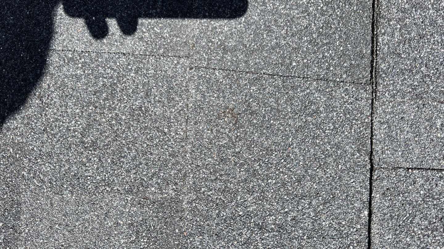 Owens Corning TruDefinition Duration - Onyx Black by Montana Roofing Solutions