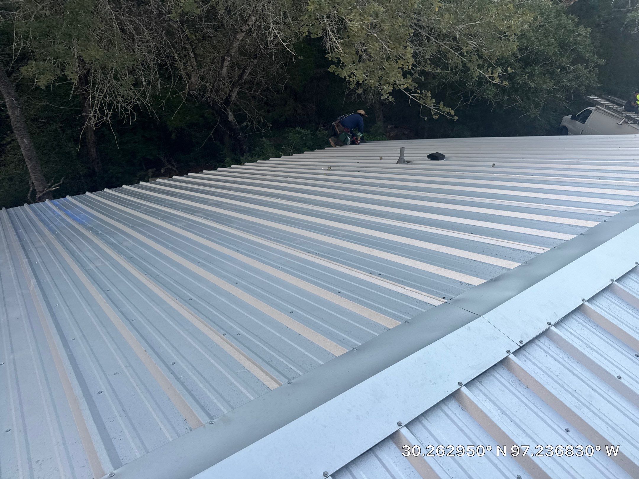 Exposed fastener Galvalume R-panel metal roof