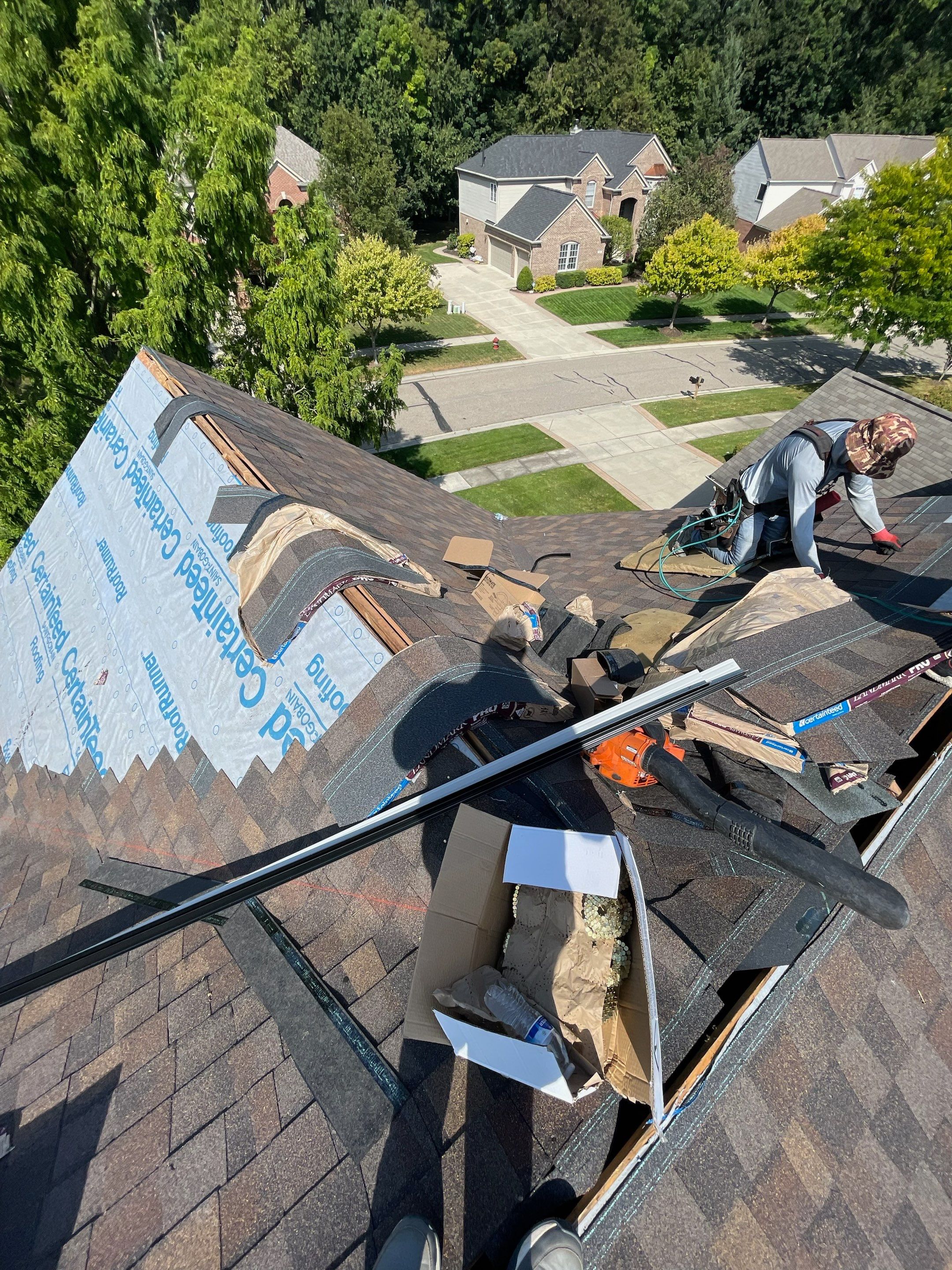 Roof Replacement using CertainTeed Landmark Pro by 180 Contractors