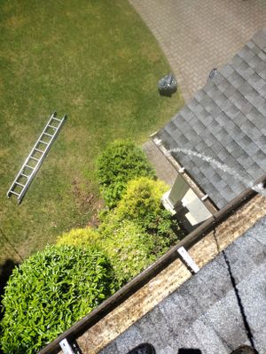 Gutter Cleaning & Downspout Flushing in Tenafly, NJ