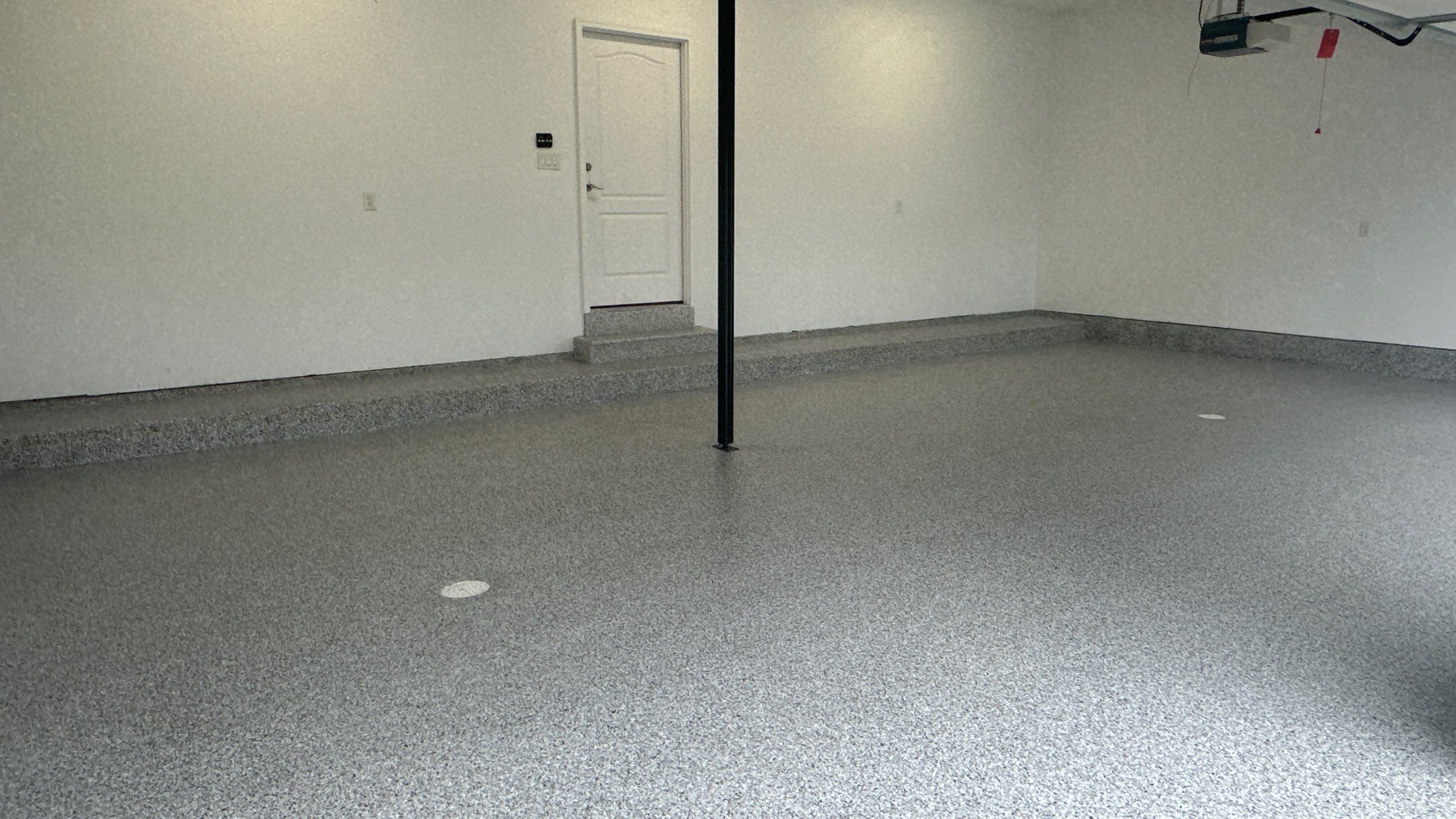 Richard W made the choice of Coyote flake on his new Banner Garage Floor by Banner Garage