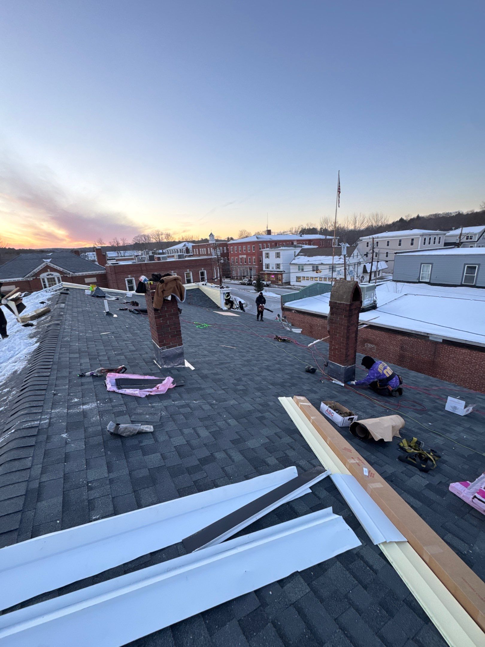 Farmington, NH Multifamily Roof Replacement on Busy Main Street by Compass exteriors