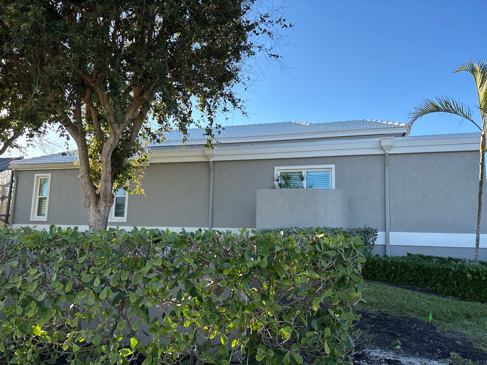 Aluminum Gutter Upgrade for Beachfront Homes in Longboat Key FL by Gutter Professors