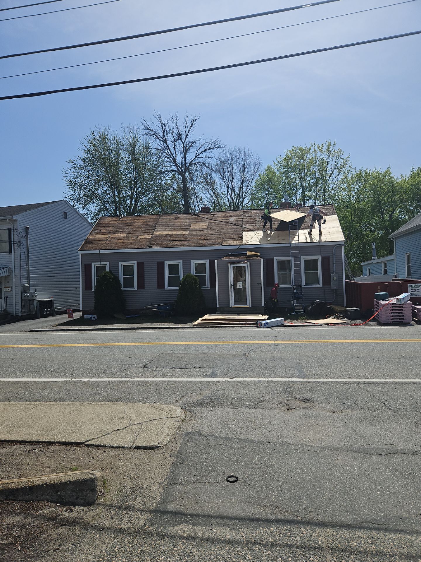 Roof Replacement with Owens Corning TruDefinition Shingles in Midnight Plum by Mighty Dog Roofing of Greater Middlesex County