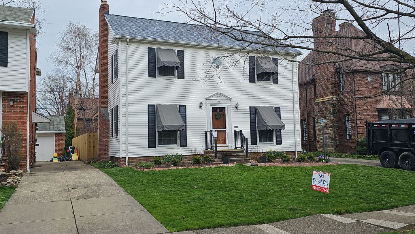 Owens Corning Duration Designer, Color, Pacific Wave, Drip Edge, Birch White by Eagle Eye Roofing