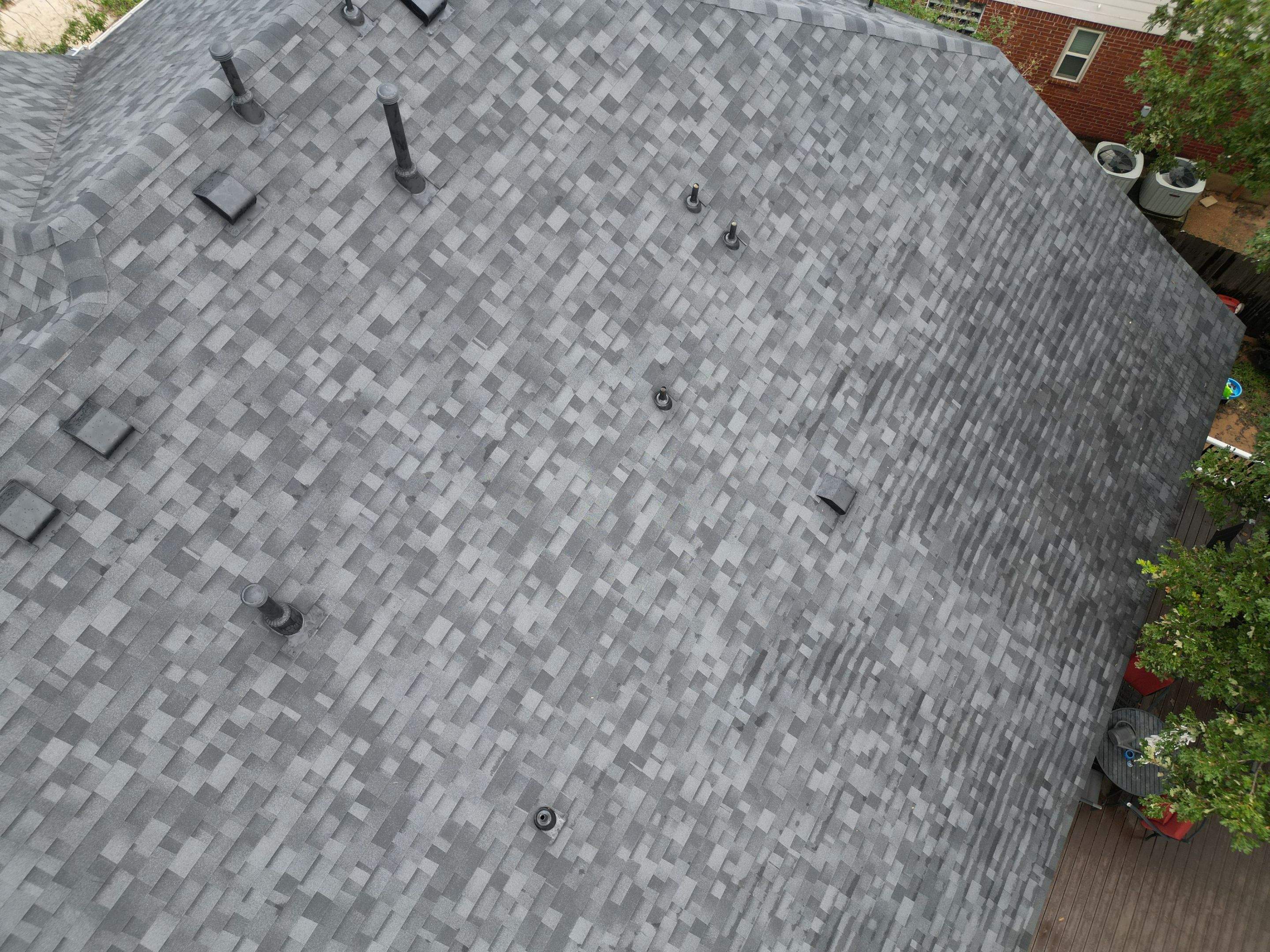 Brilliant Black - Malarkey Vista by RoofsOnly.com