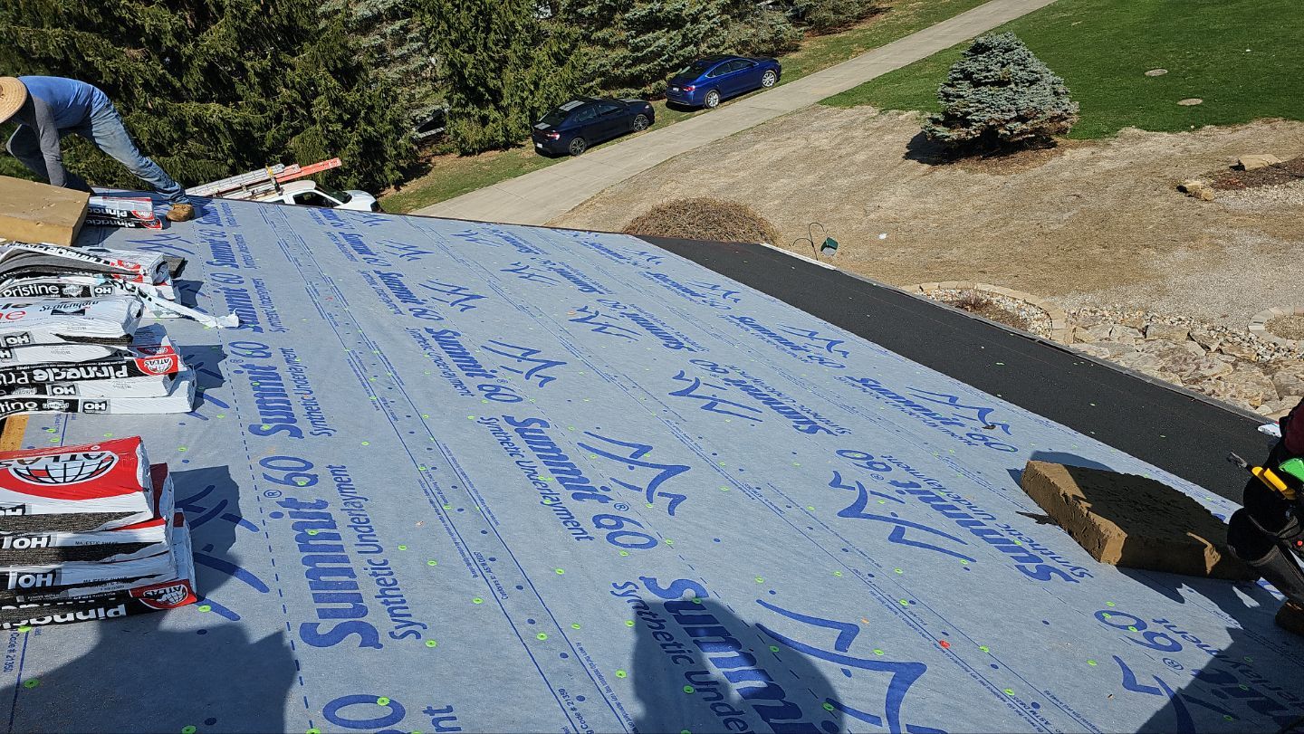 Atlas Pinnacle Color: Majestic Shake; Drip Edge Color: Royal Brown by Eagle Eye Roofing