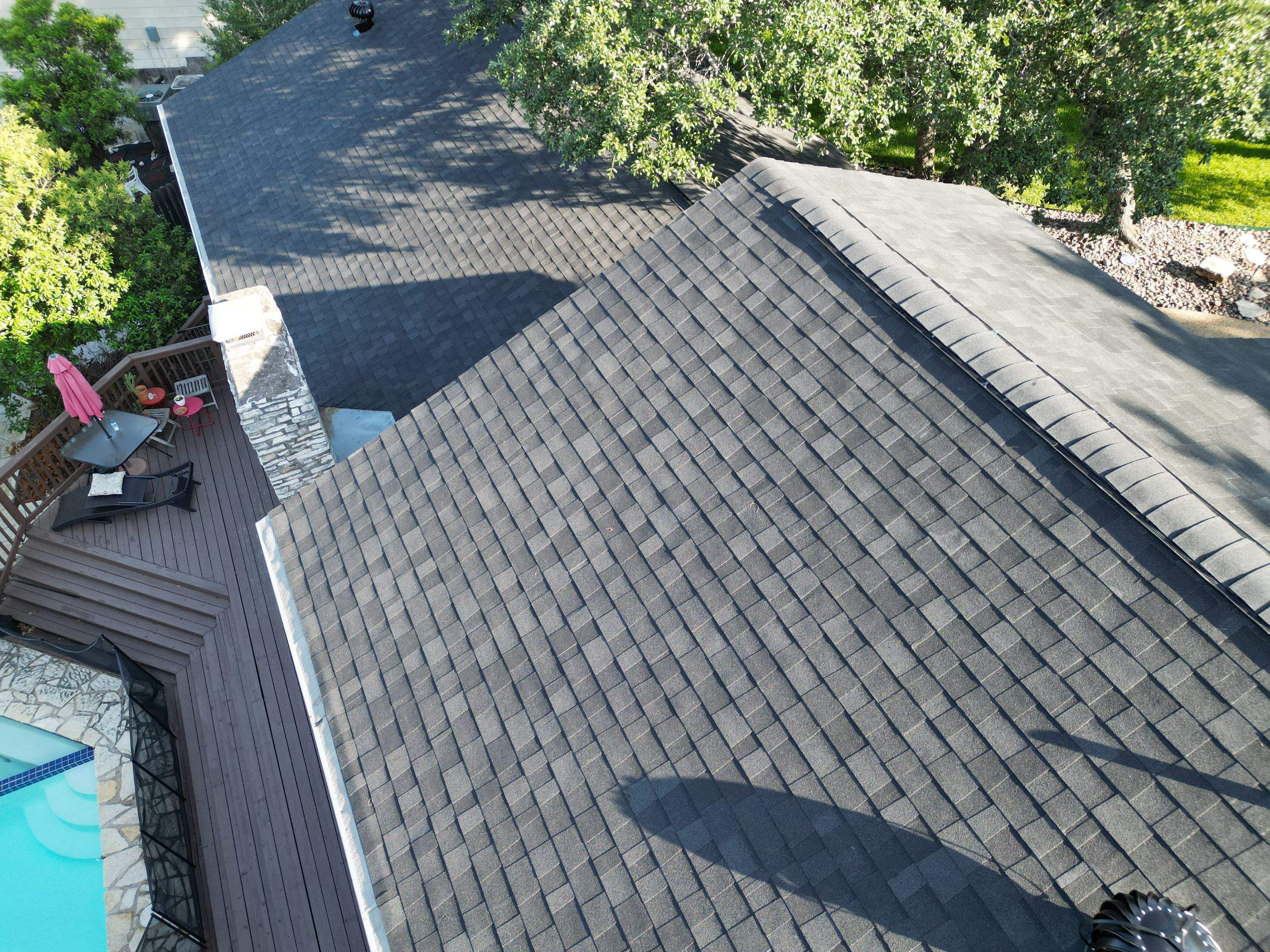 Onyx Black - Owens Corning TrueDefinition Duration by RoofsOnly.com