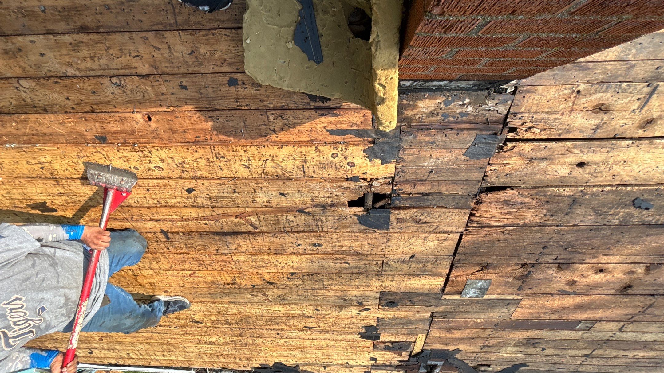 Roof Replacement using Owens Corning Onyx Black by 180 Contractors