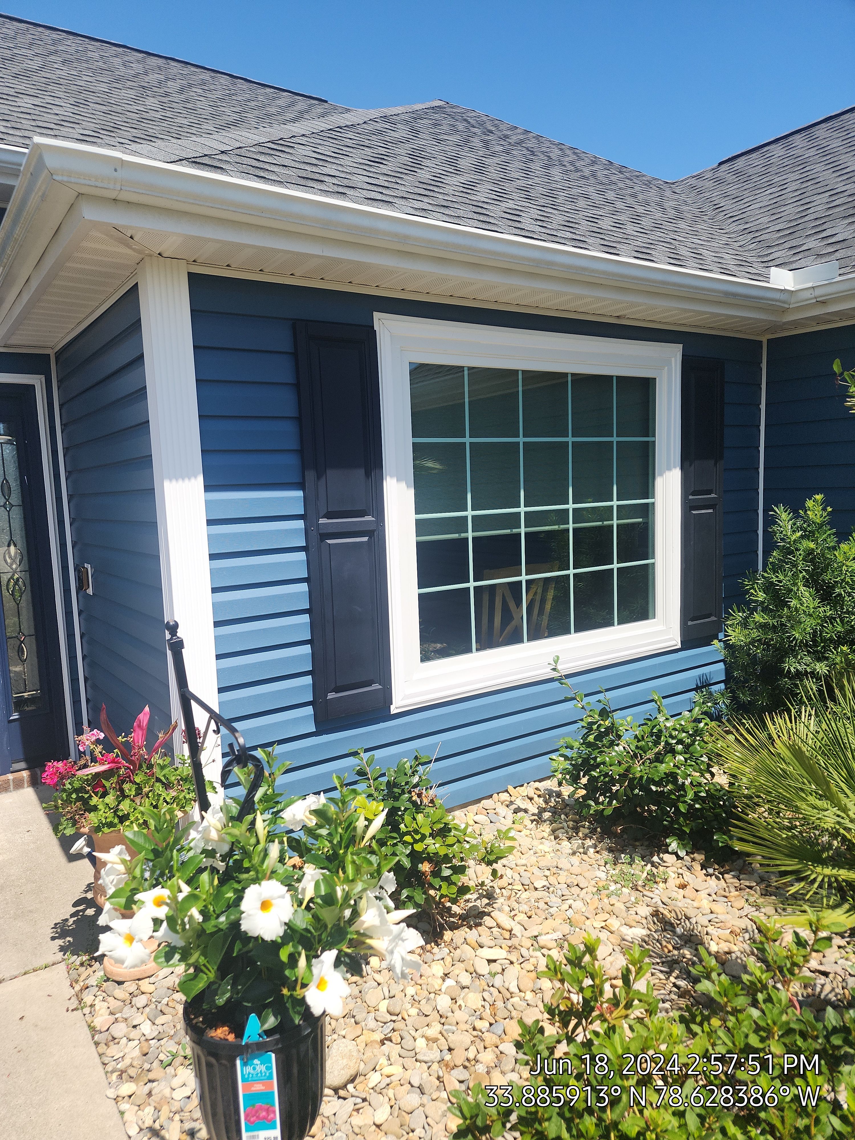 GAF HDZ - Pewter  by Linta Roofing