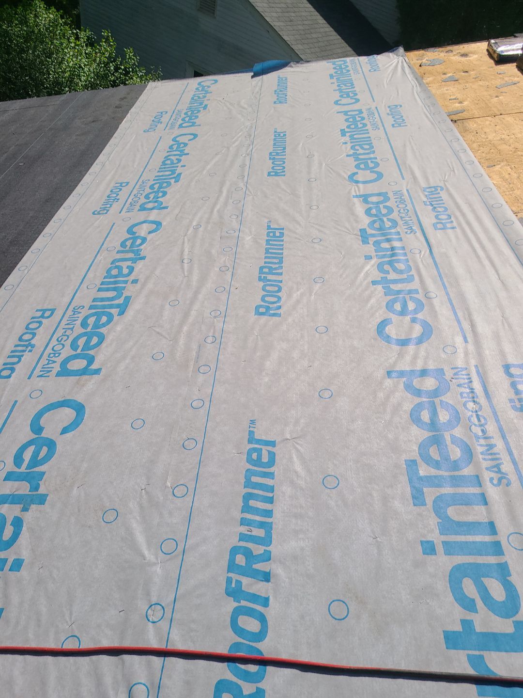 Burke: CertainTeed Landmark Designer Shingles in Moire Black by RM Banning, Inc.