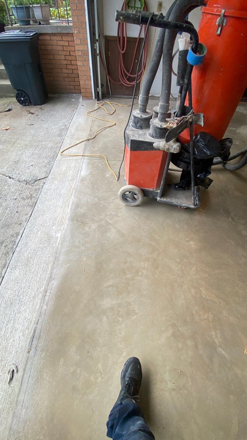 Carbon Garage Floor by Floors in a Day, Inc