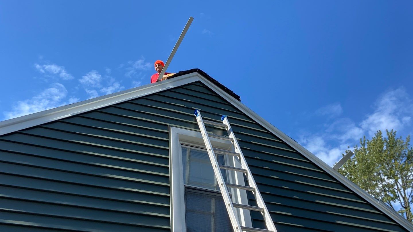 Siding Replacement using CertainTeed Restoration Classic D5 Forest Green by 180 Contractors