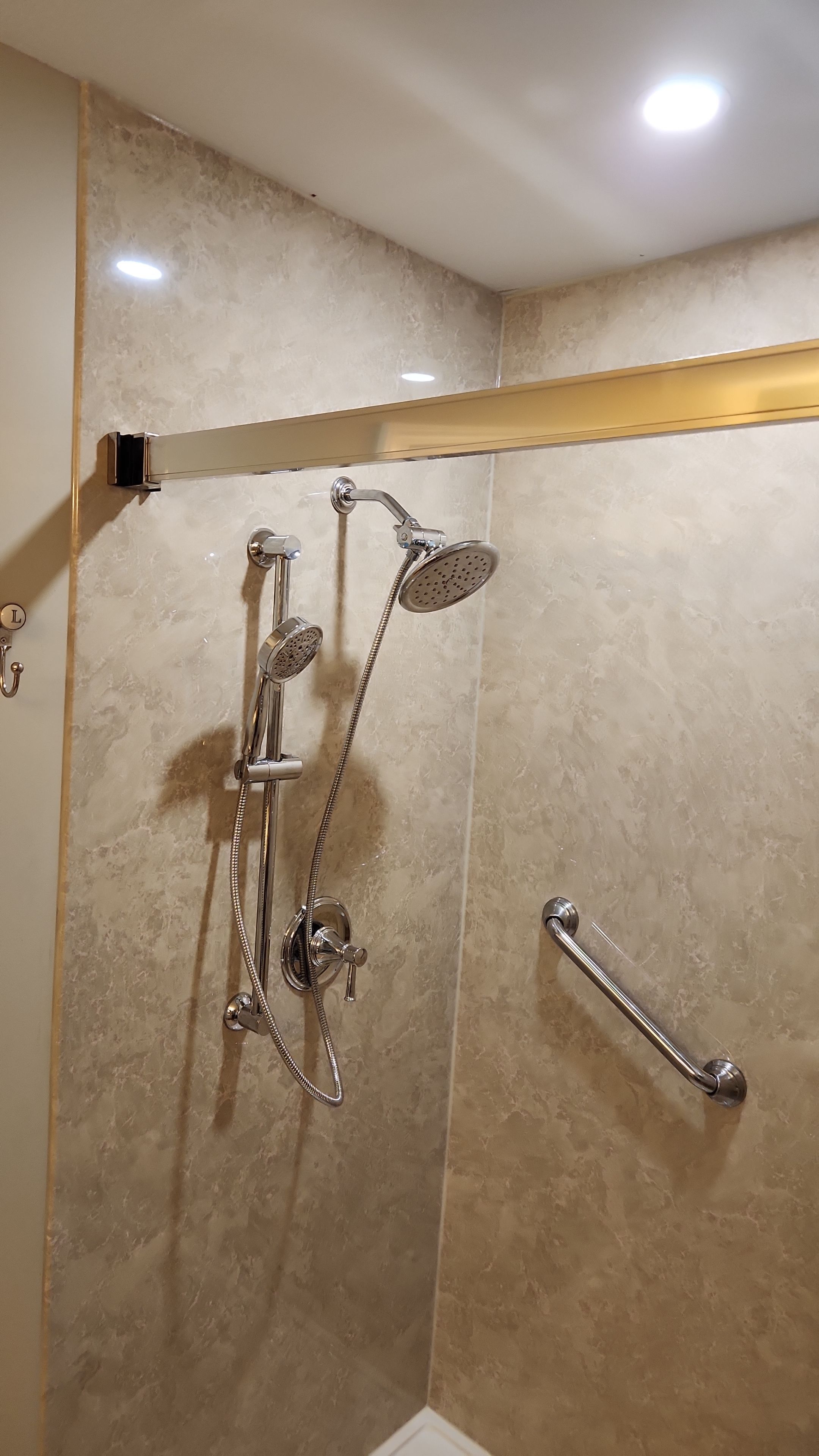 1 day shower by The Shower Company
