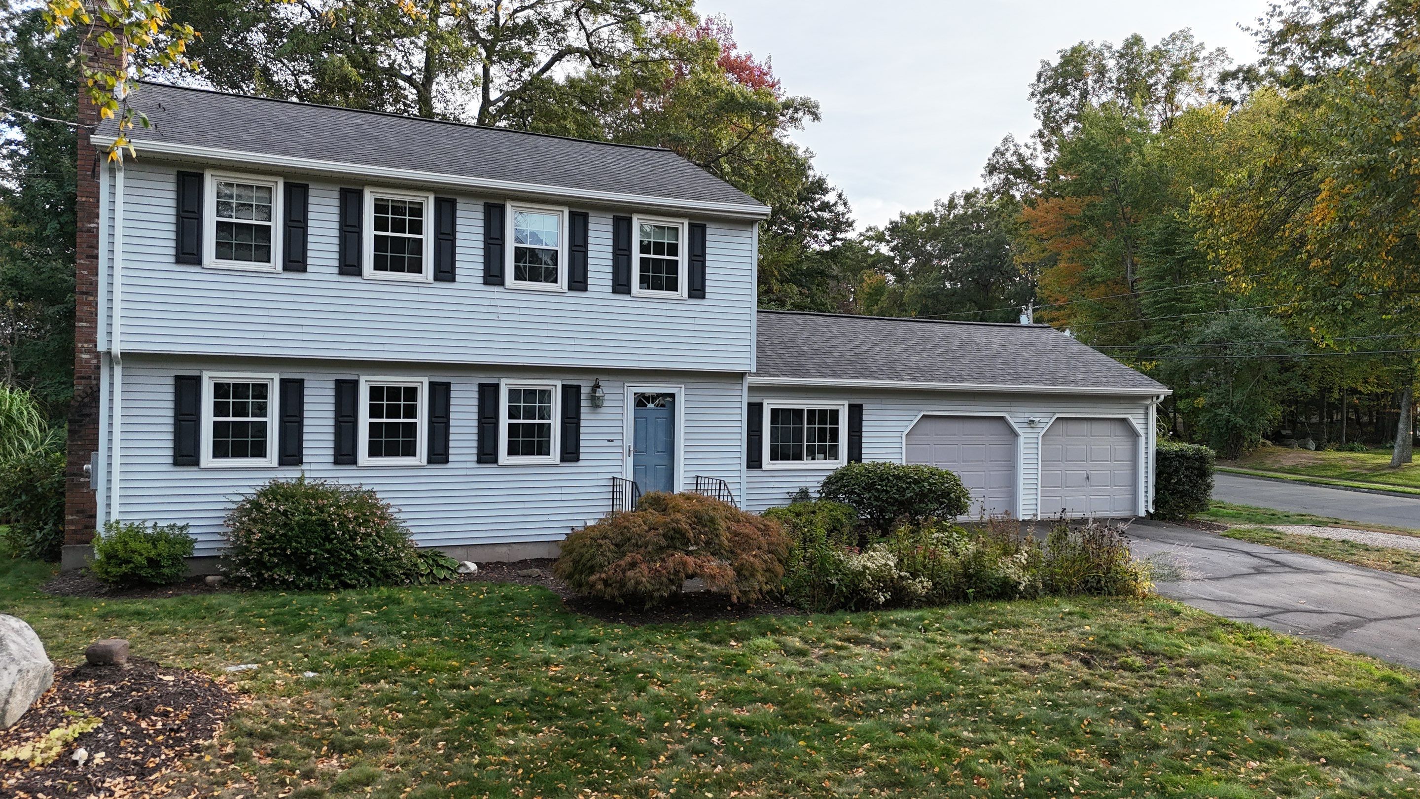 Owens Corning Duration: Onyx Black in Bristol by Golden Shield Roofing