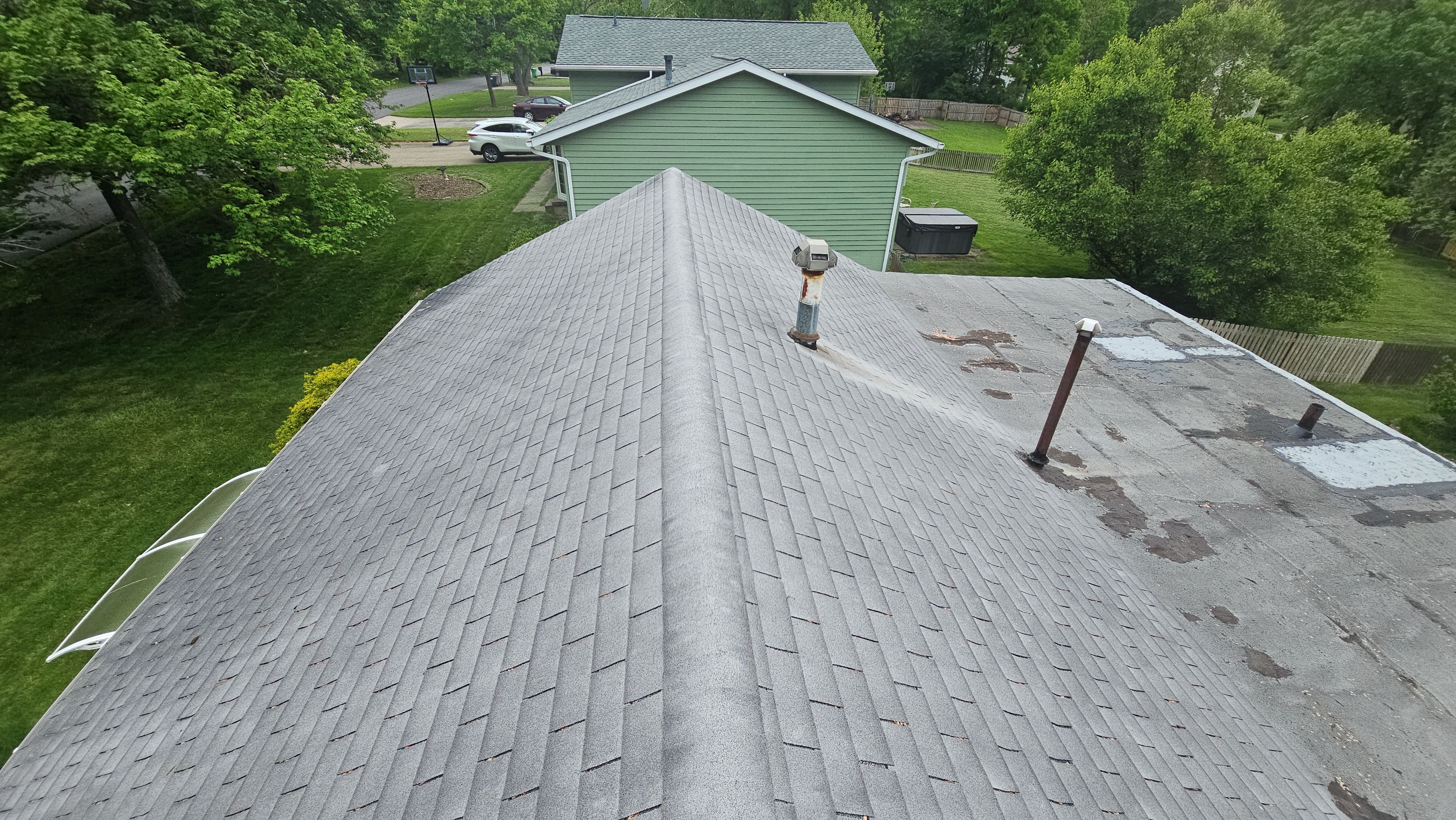 Atlas Pinnacle, Color, Heatherblend, Drip Edge, Color, Royal Brown by Eagle Eye Roofing