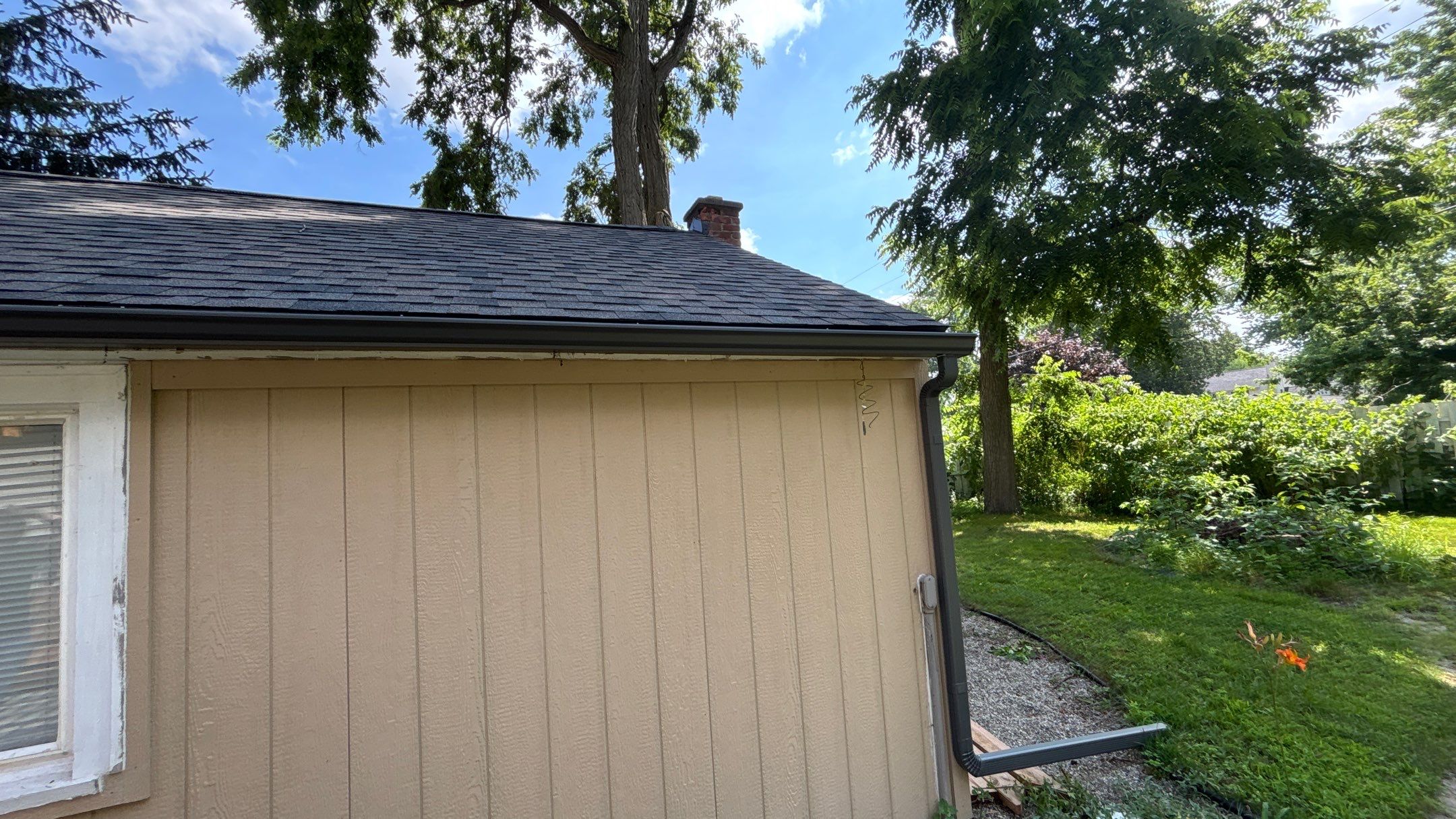 Roof Replacement using Owens Corning Peppercorn by 180 Contractors