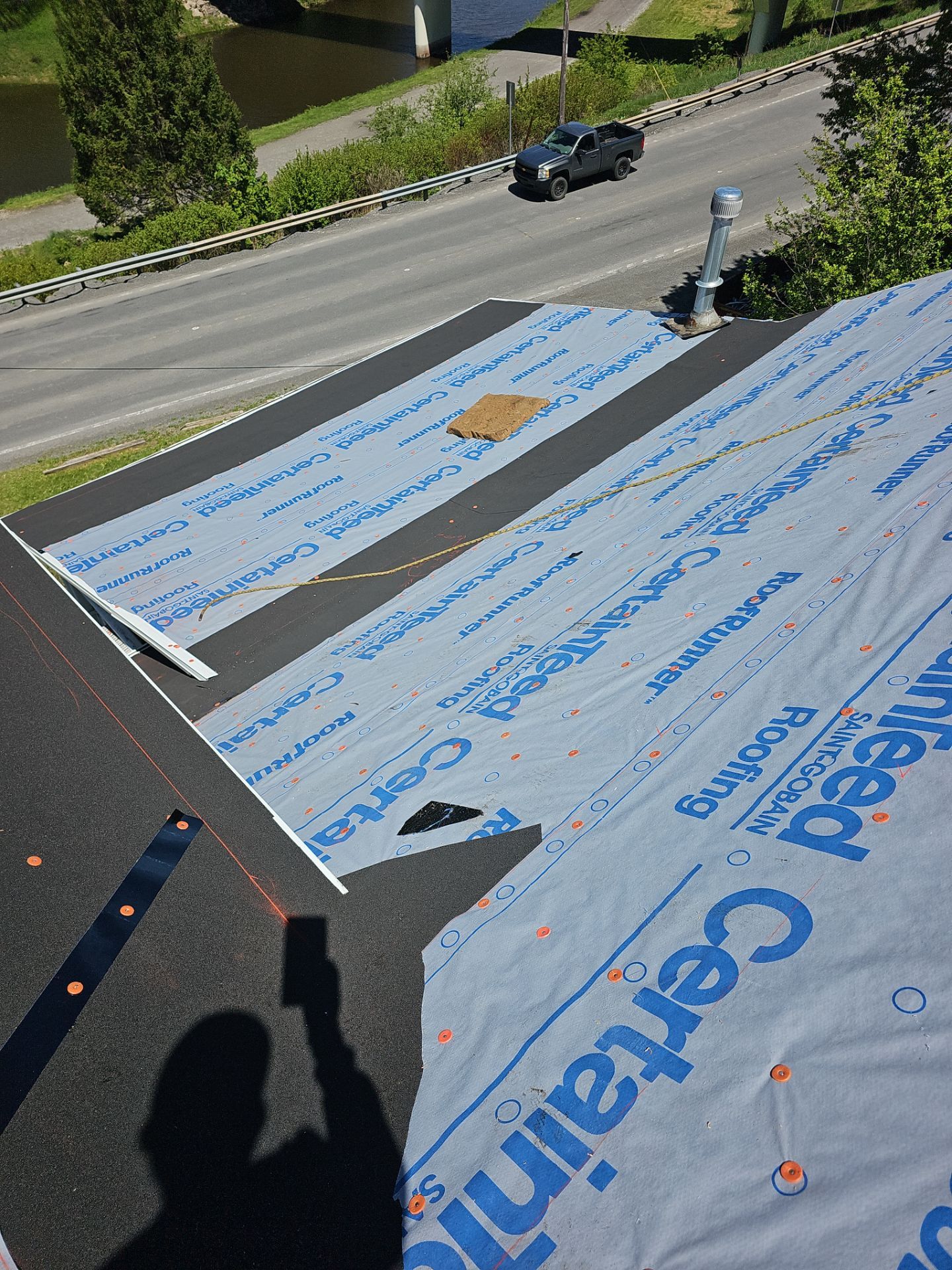 Roof Replacement Landmark PRO Charcoal Black by Winchester Roofing