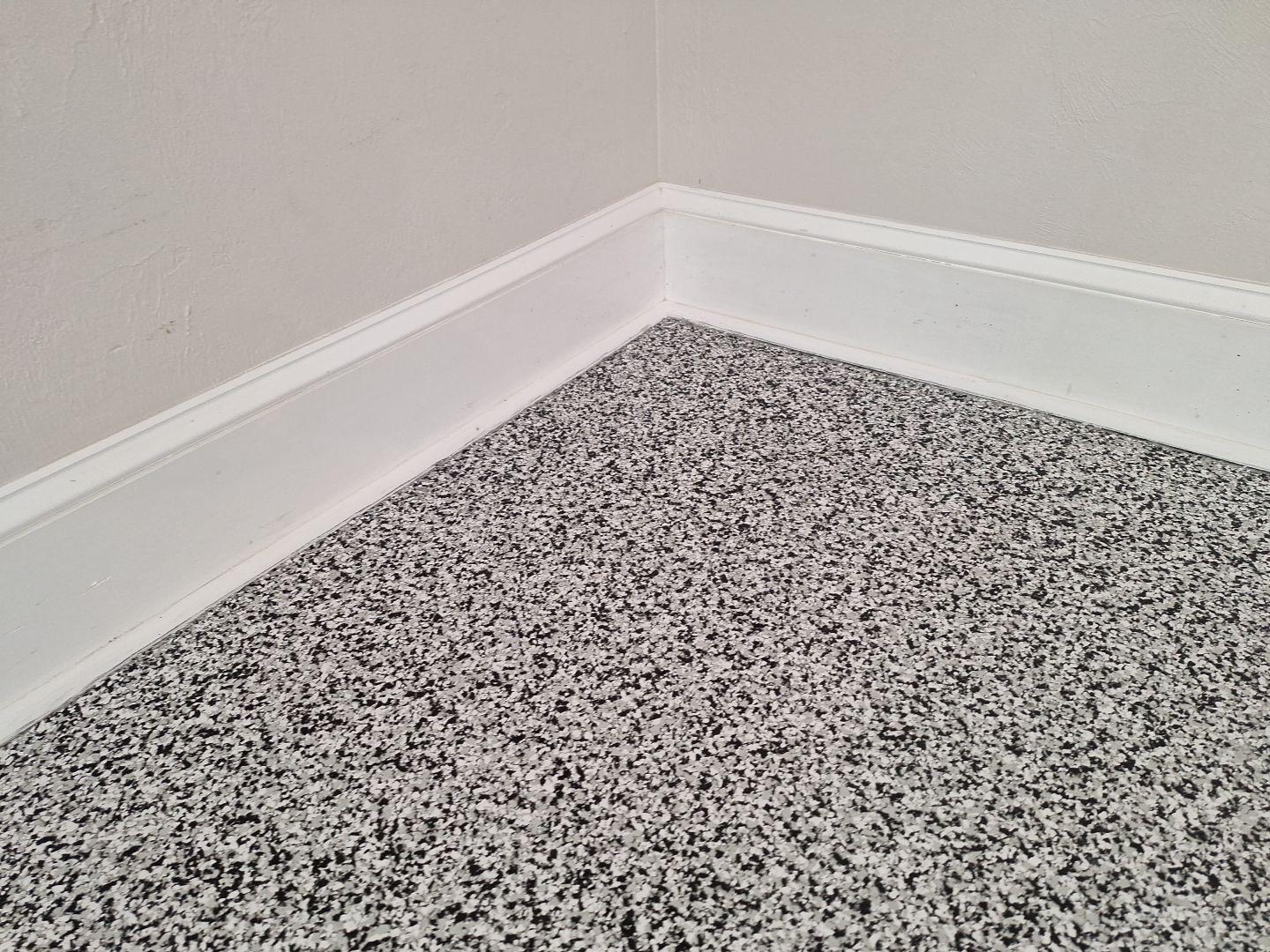 Domino Garage by Deese Elite Concrete Coatings