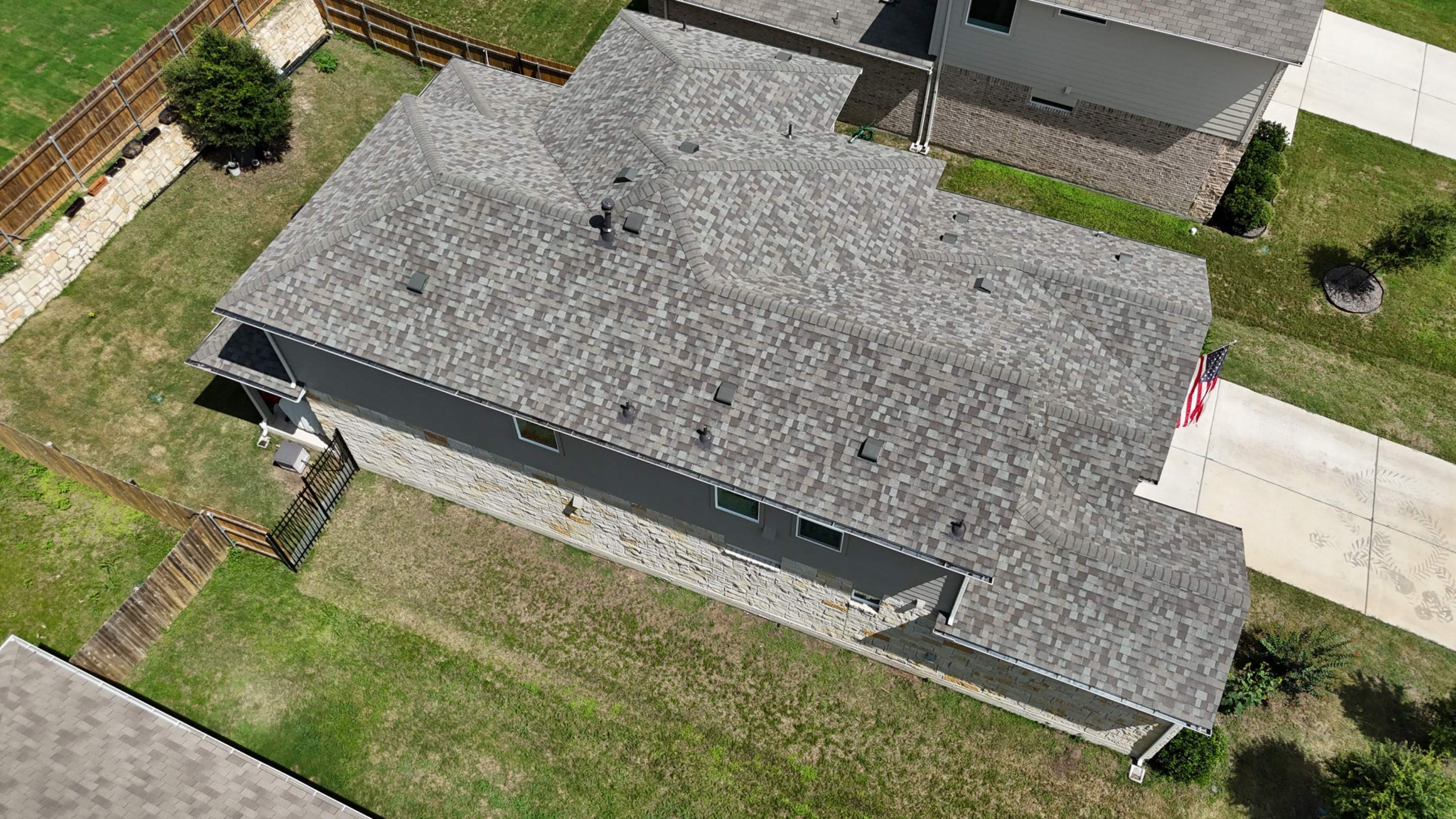 Driftwood - Owens Corning TruDefinition Duration by RoofsOnly.com