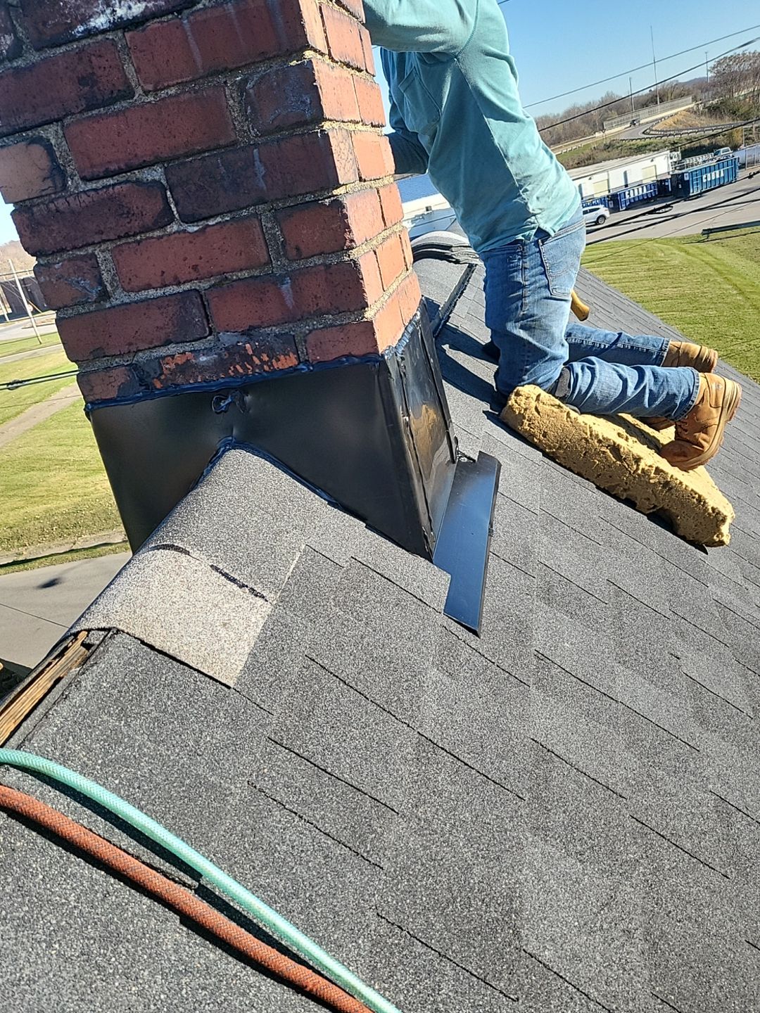 ATLAS PINNACLE COLOR: BLACK SHADOW DRIP EDGE: WHITE by Eagle Eye Roofing
