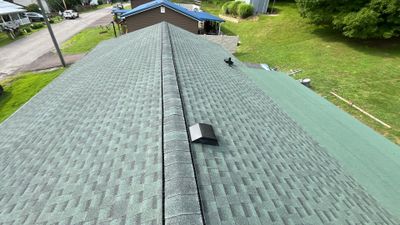 Residential Roofing Installation using GAF Timberline HDZ Hunter Green