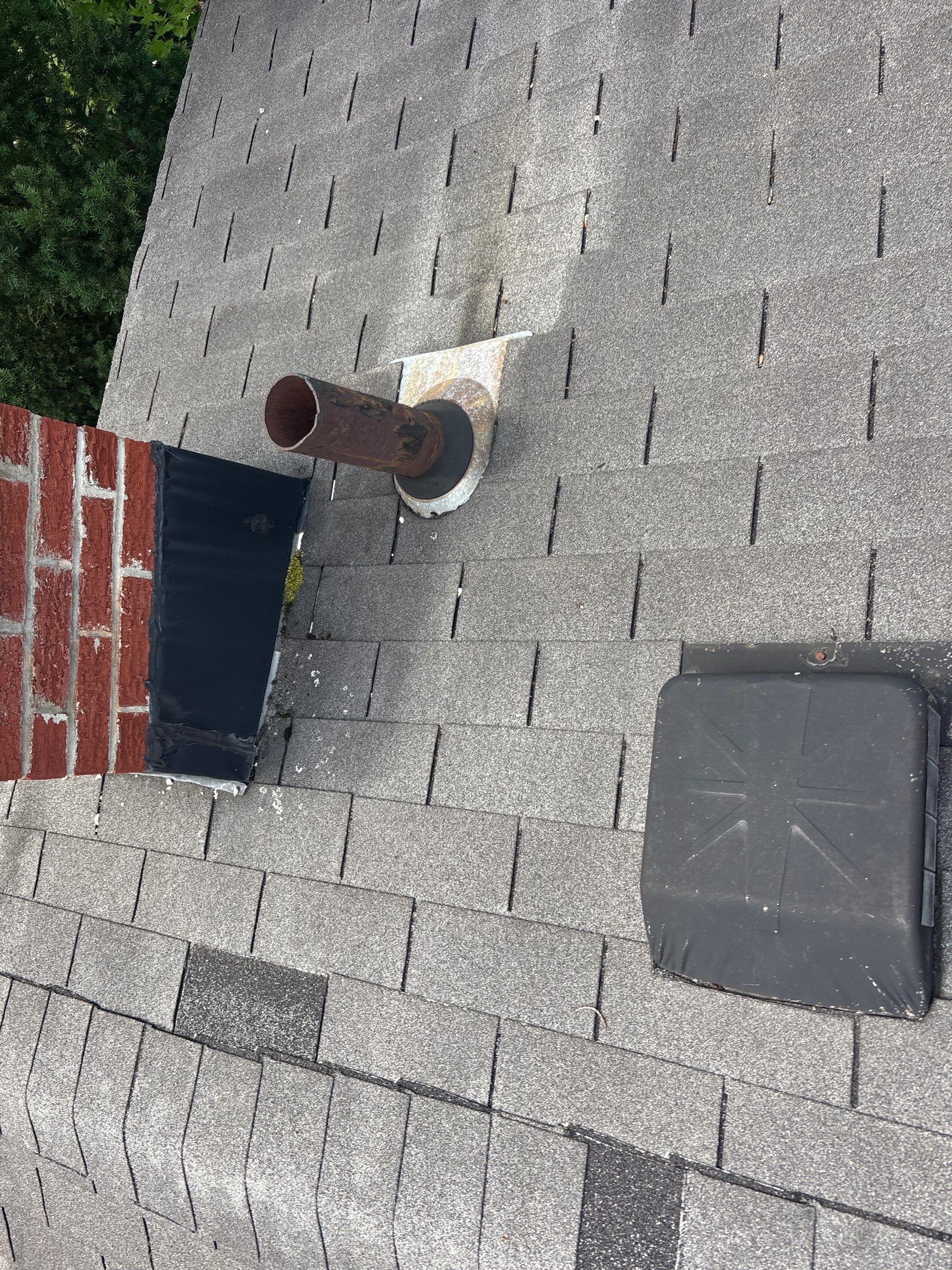 Roof Replacement using Owens Corning Onyx Black by 180 Contractors