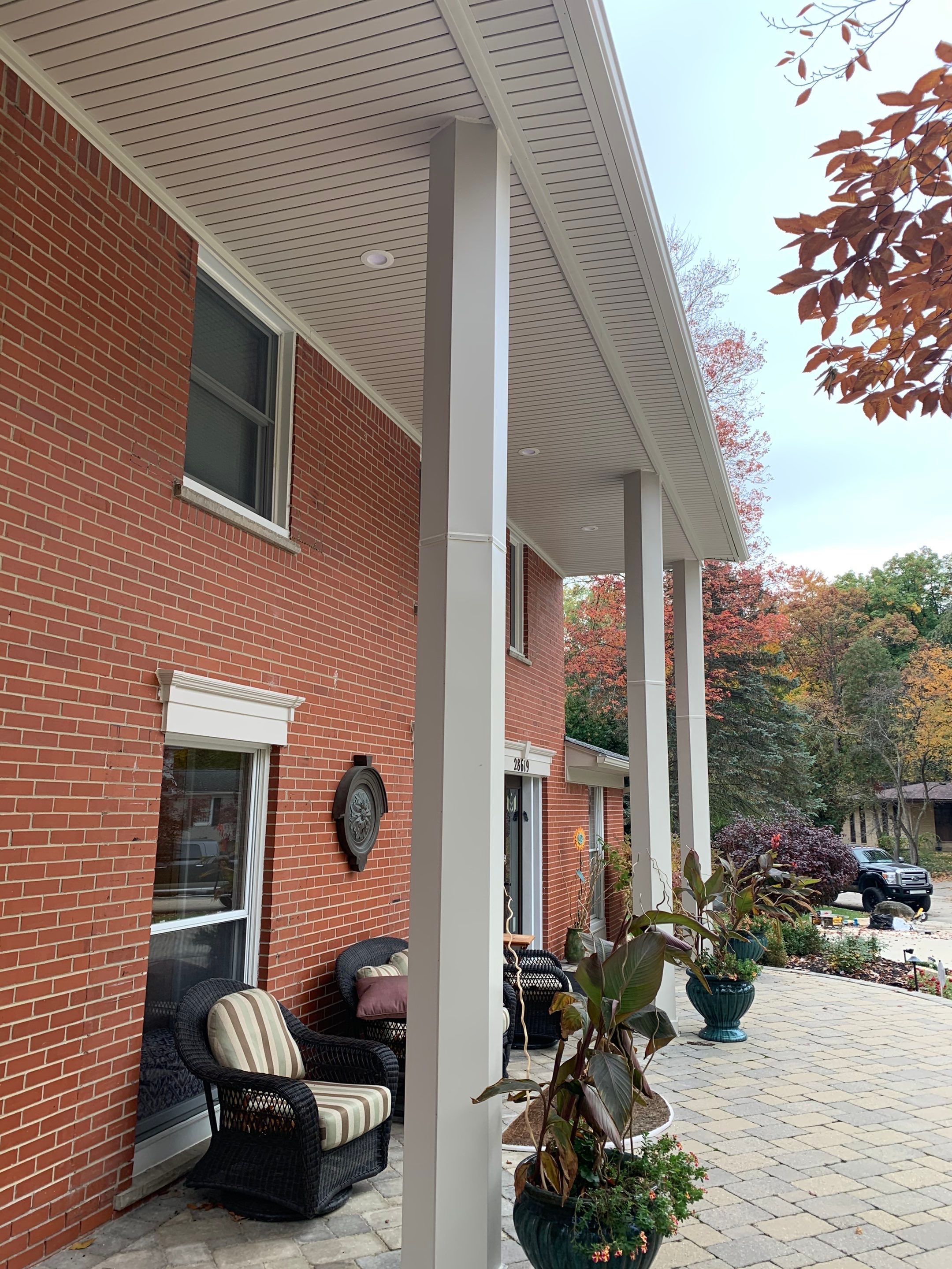 Vinyl Siding Replacement - Private Residence  by Bloomfield Construction & Restoration