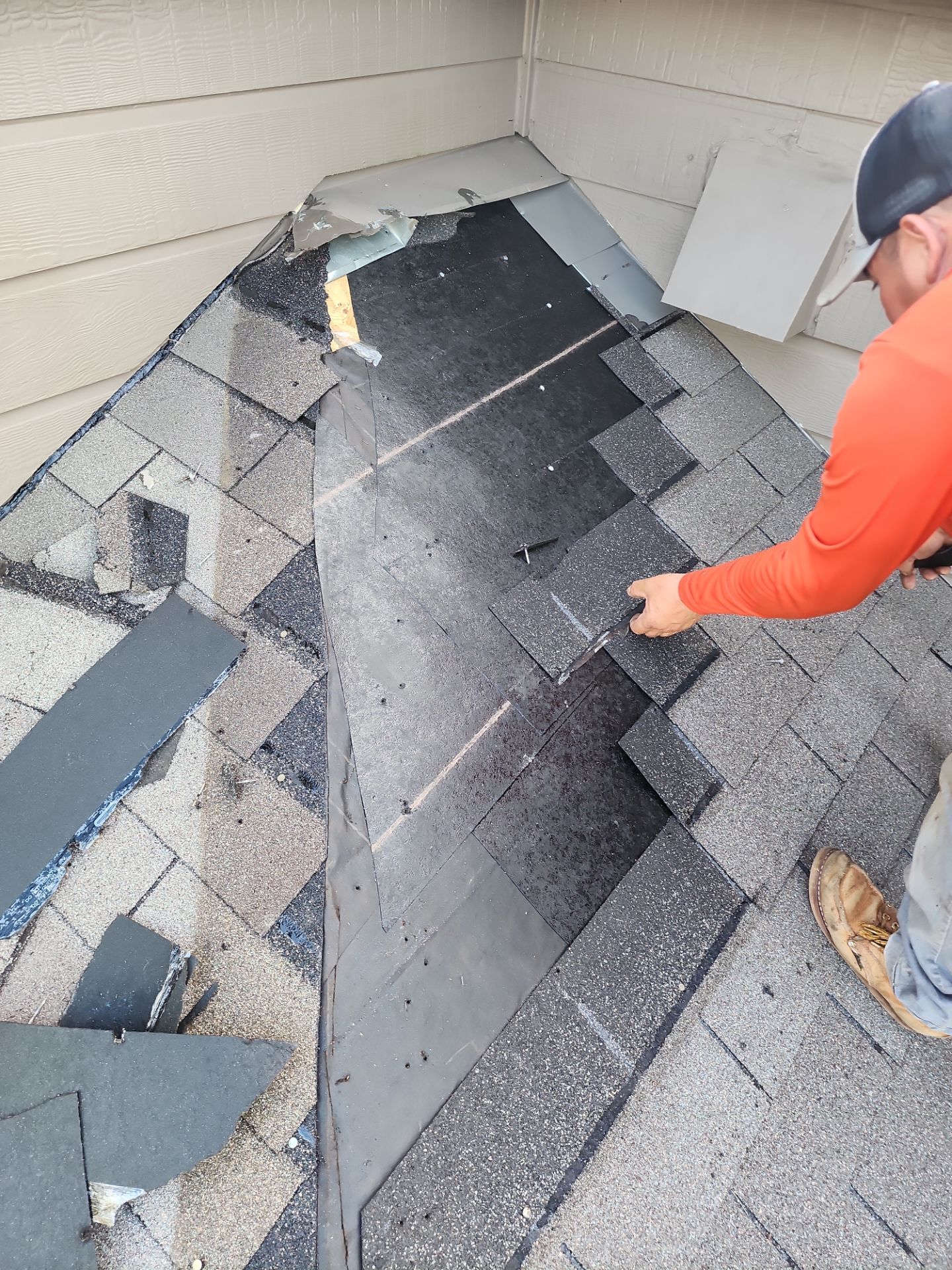 Residential Roofing Repair using Owen's Corning Duration (Lifetime) Shingles by Roof Repair Company