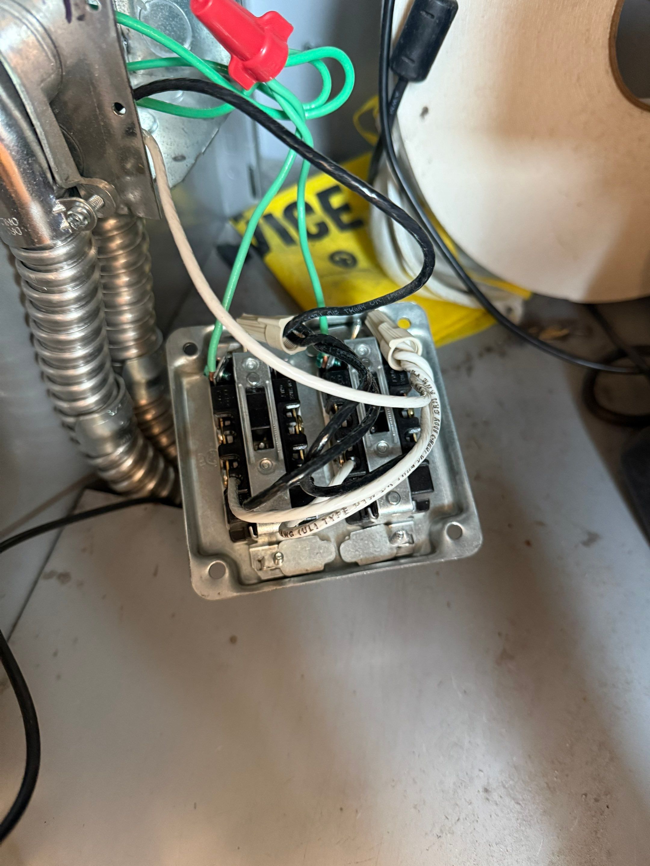 Circle K in Seattle by Aztec Electric LLC